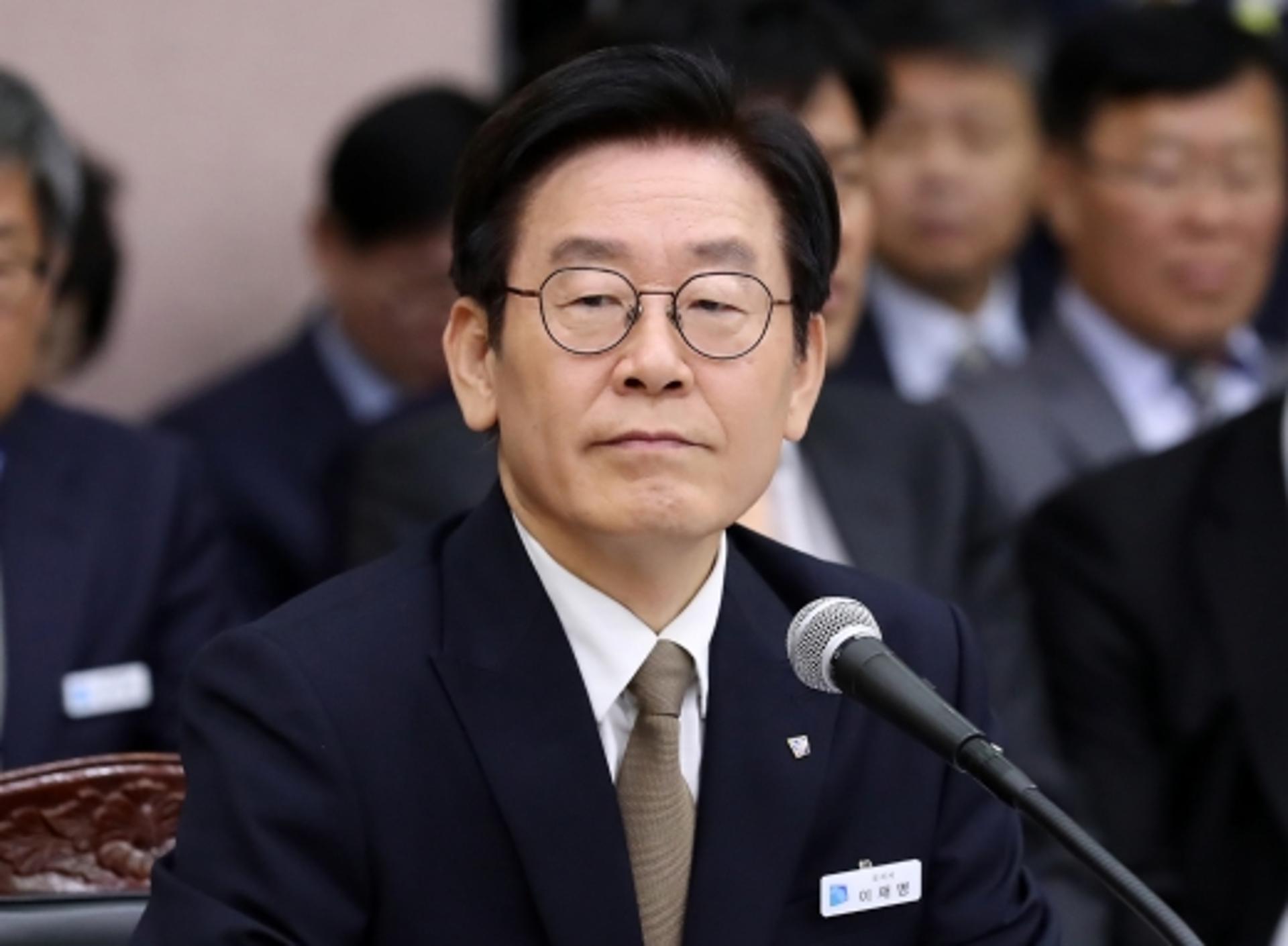 ‘혜경궁 김씨’ 트위터 주인은?… 이재명, 경찰 조사에 불만