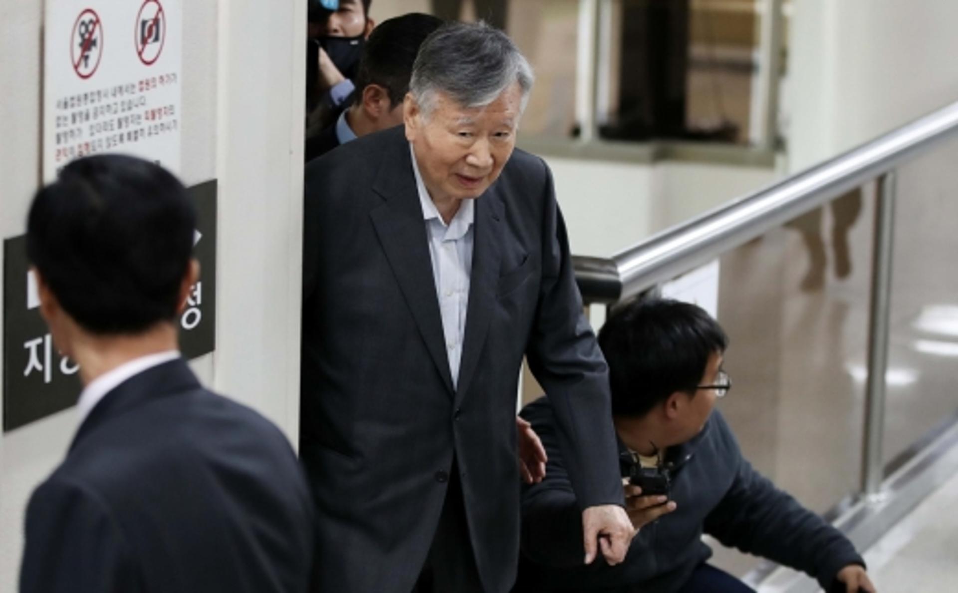 이중근, 징역 5년·벌금 1억 선고… “경영 투명성·건전성 저해” (종합)