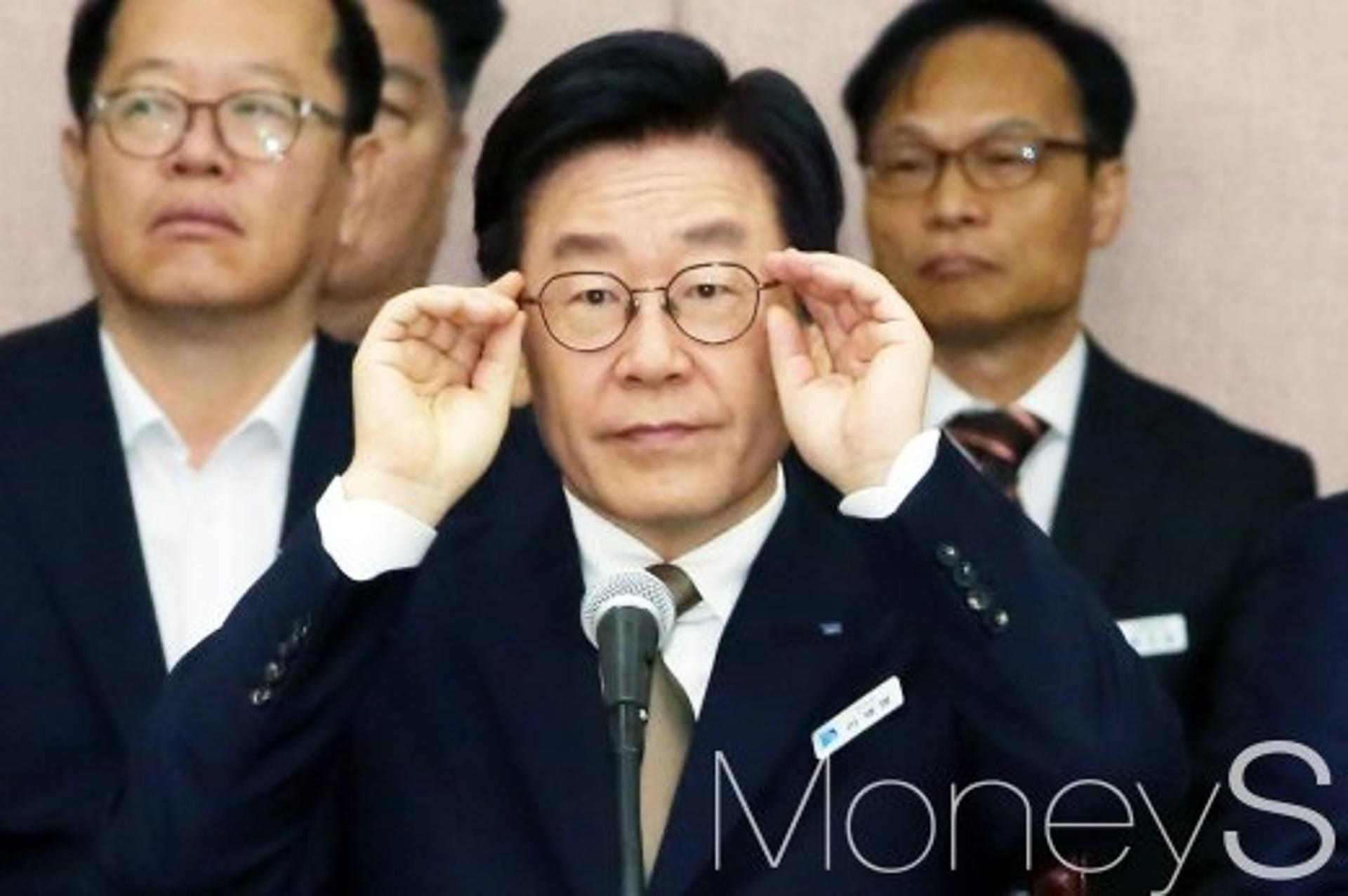 [이재명 입장발표]"계정 주인 내 아내 아니다"(속보)