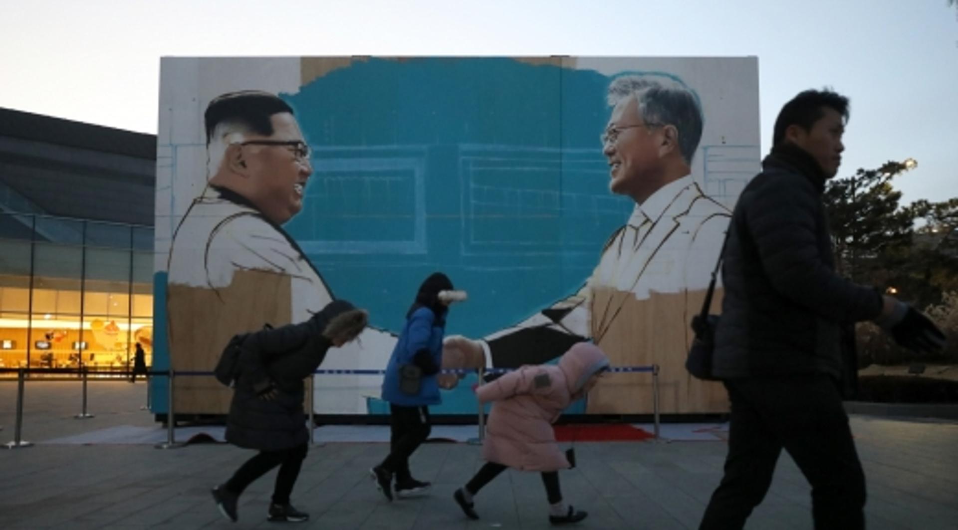 김정은 13일 답방?… 청와대 “사실 무근”
