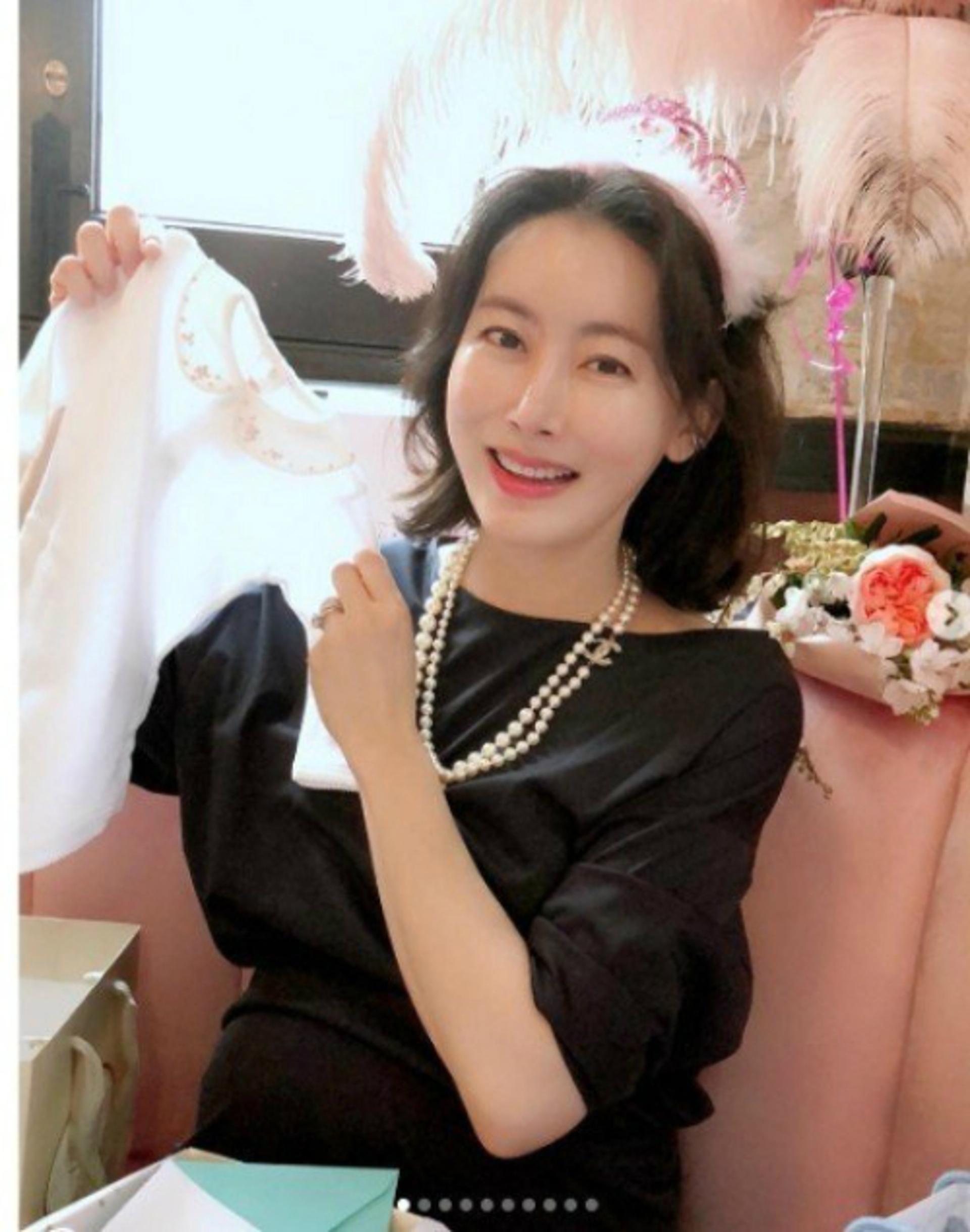 정양 득녀, 다둥이 맘 대열 합류… "건강한 셋째 태어났어요"
