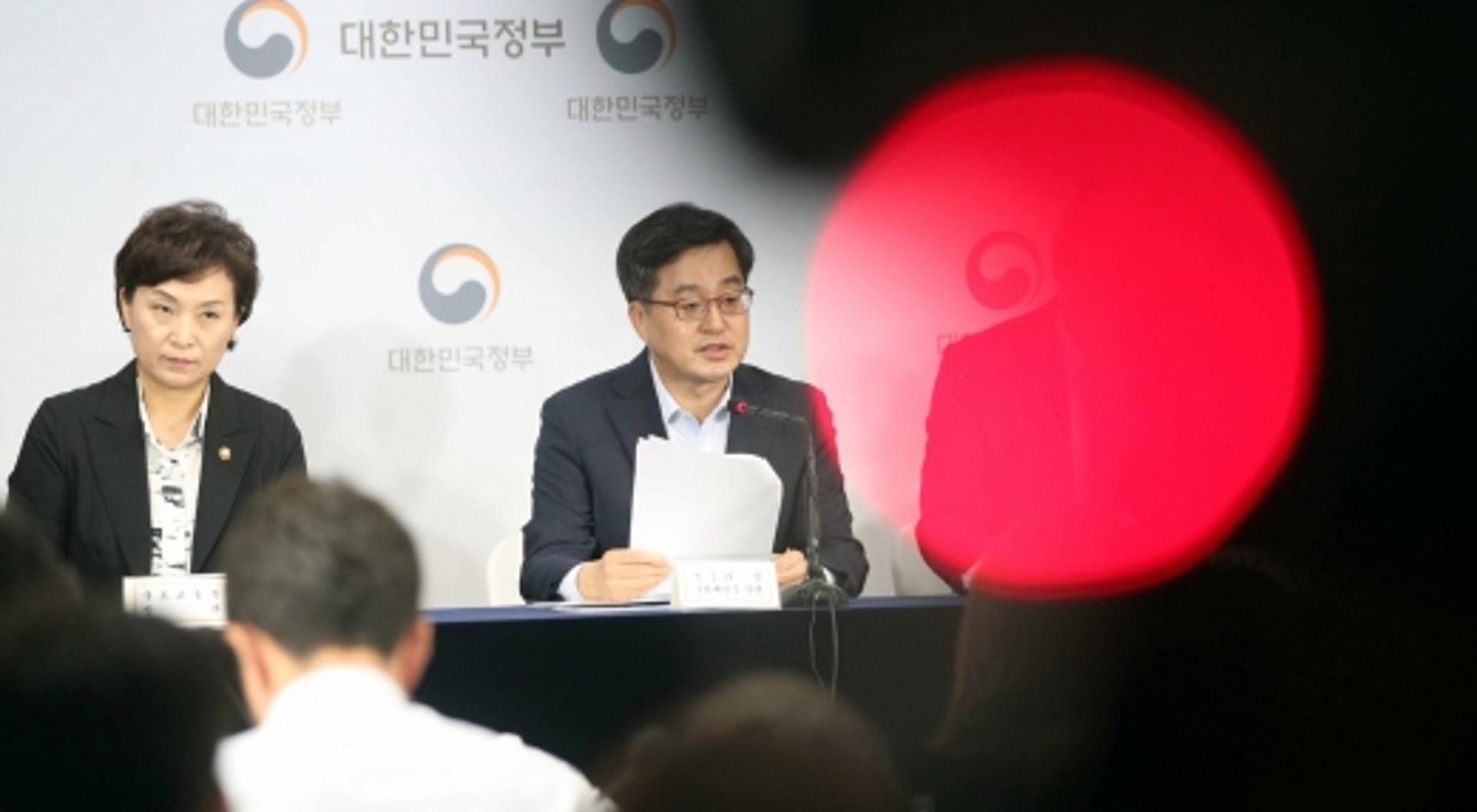 규제 여파에 꺾인 집값… 2018 부동산시장 10대 이슈는?