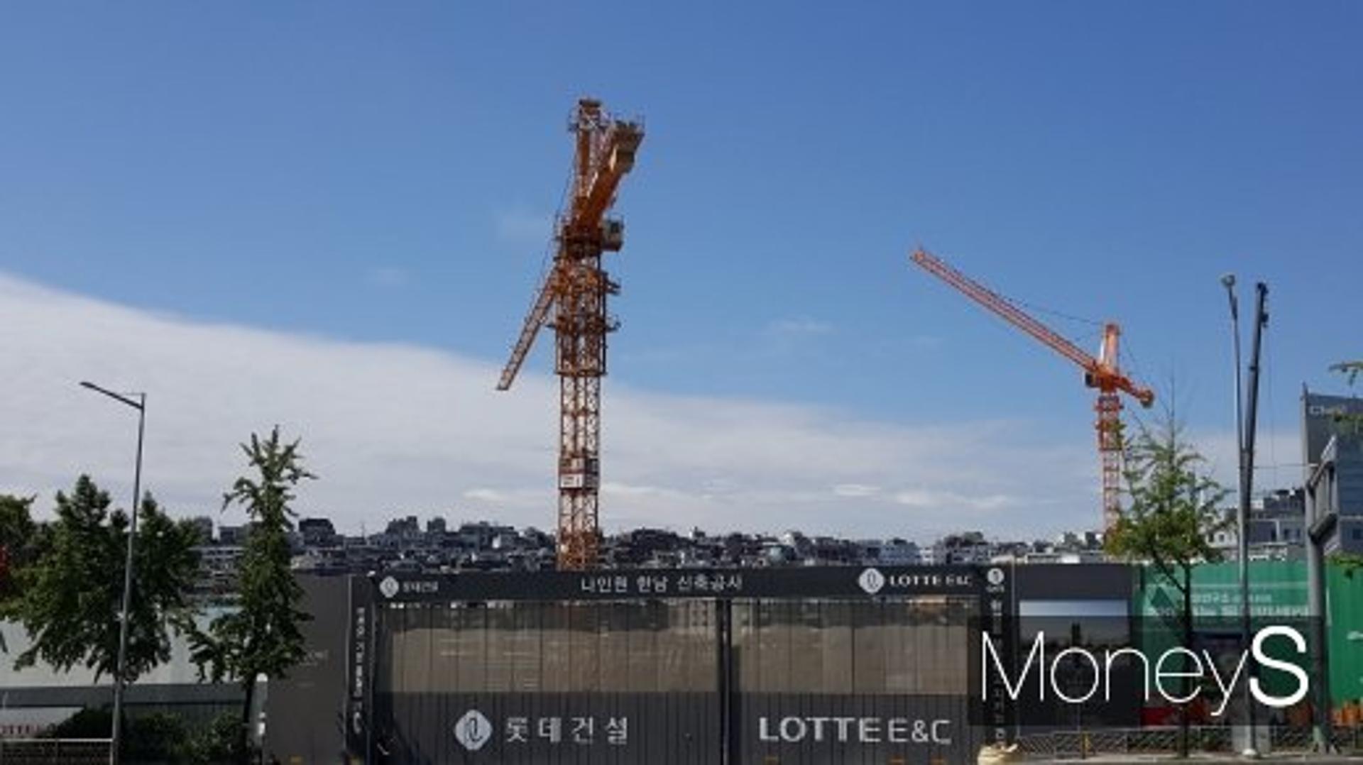 롯데건설, 나인원 한남에 드론 활용한 디지털 기술 접목