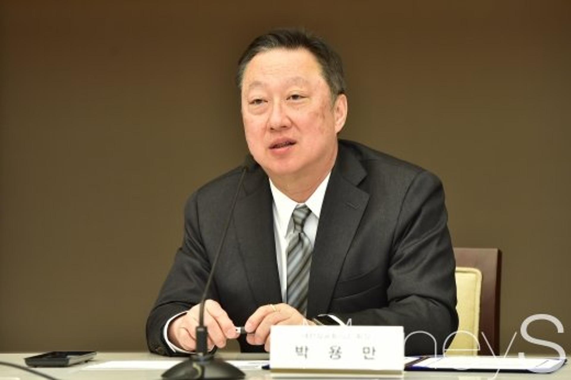 [신년사] 박용만 회장 “규제 패러다임 바꿔 경제·사회 효용 창출해야”
