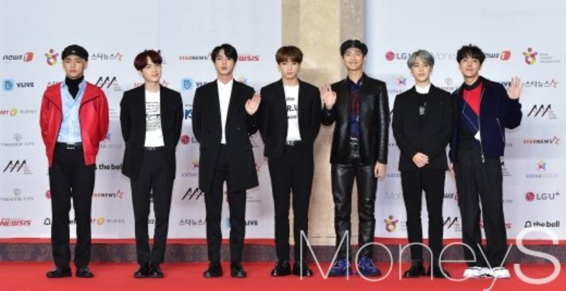 '방탄소년단' DNA 뮤비 6억뷰 돌파… "한국 그룹 최초, 역시 대세"