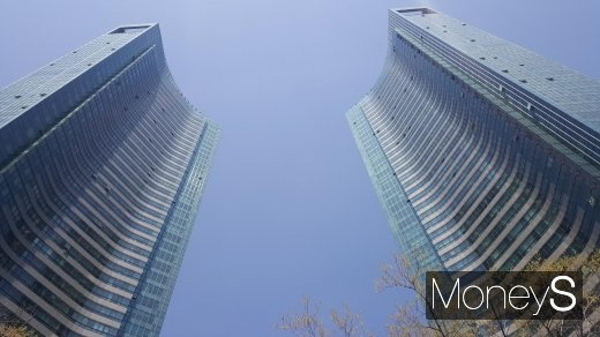 전셋값 전국 1위, 갤러리아포레 50억… 3.3㎡당 최고가는 아크로리버파크 7161만원