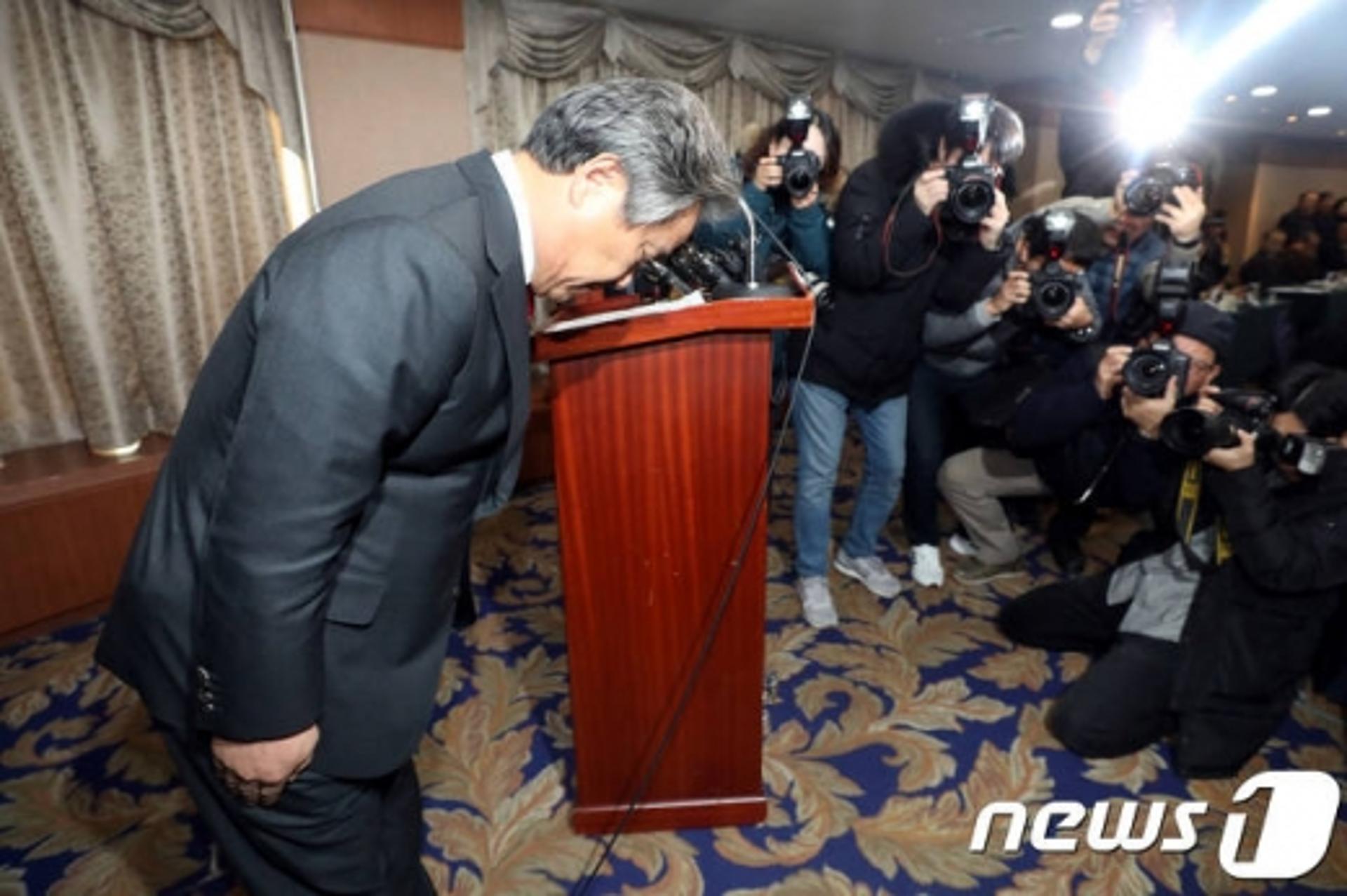 이기흥 대한체육회장 사과 "빙상연맹 심층조사, 책임 묻겠다"(전문)