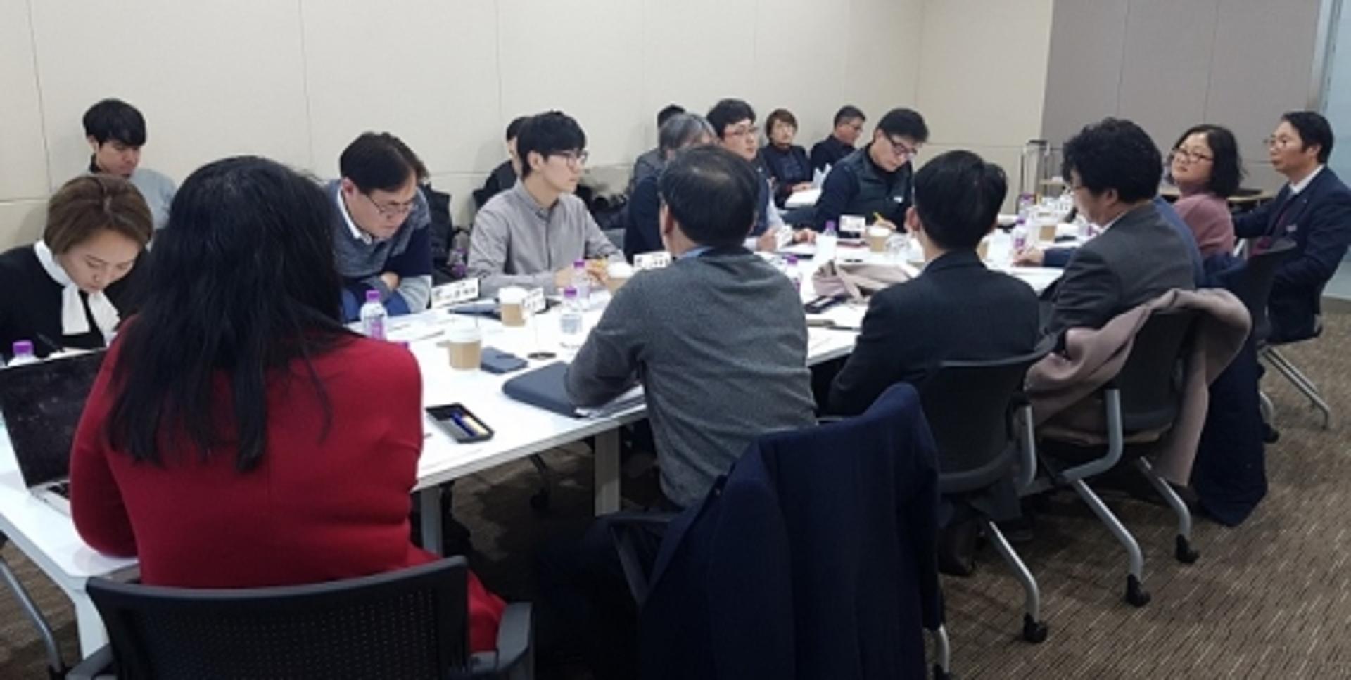 경기도, '혁신창업생태계 조성' 위해 전문가와 머리 맞댄다