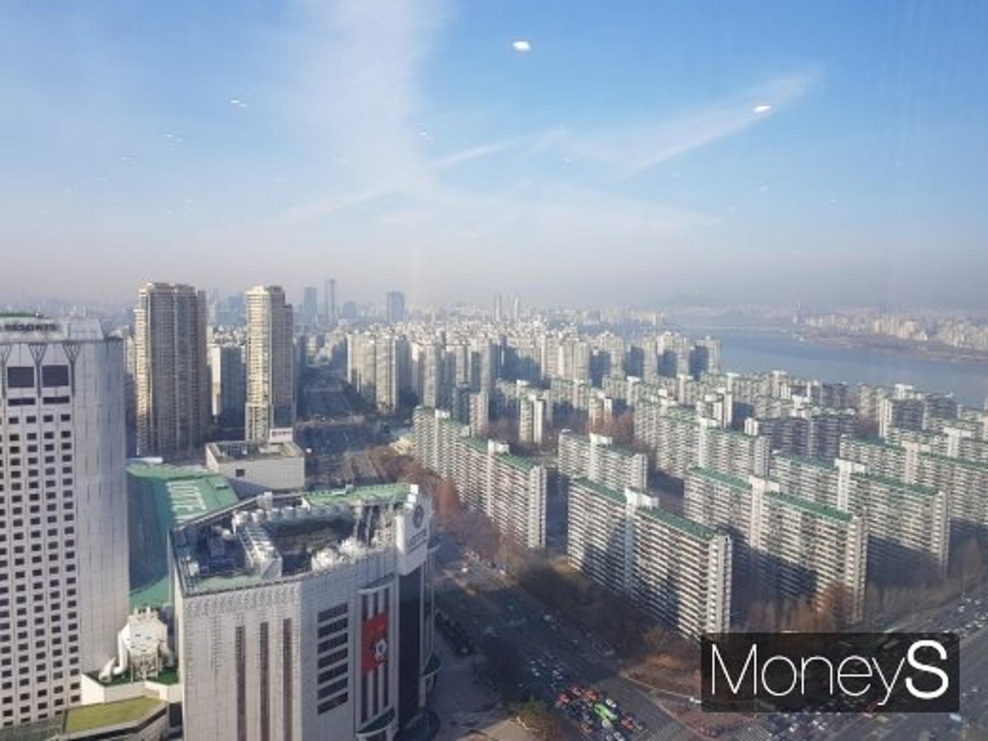 [부자보고서] 올해 부동산 전망 부정적… 투자는 유지