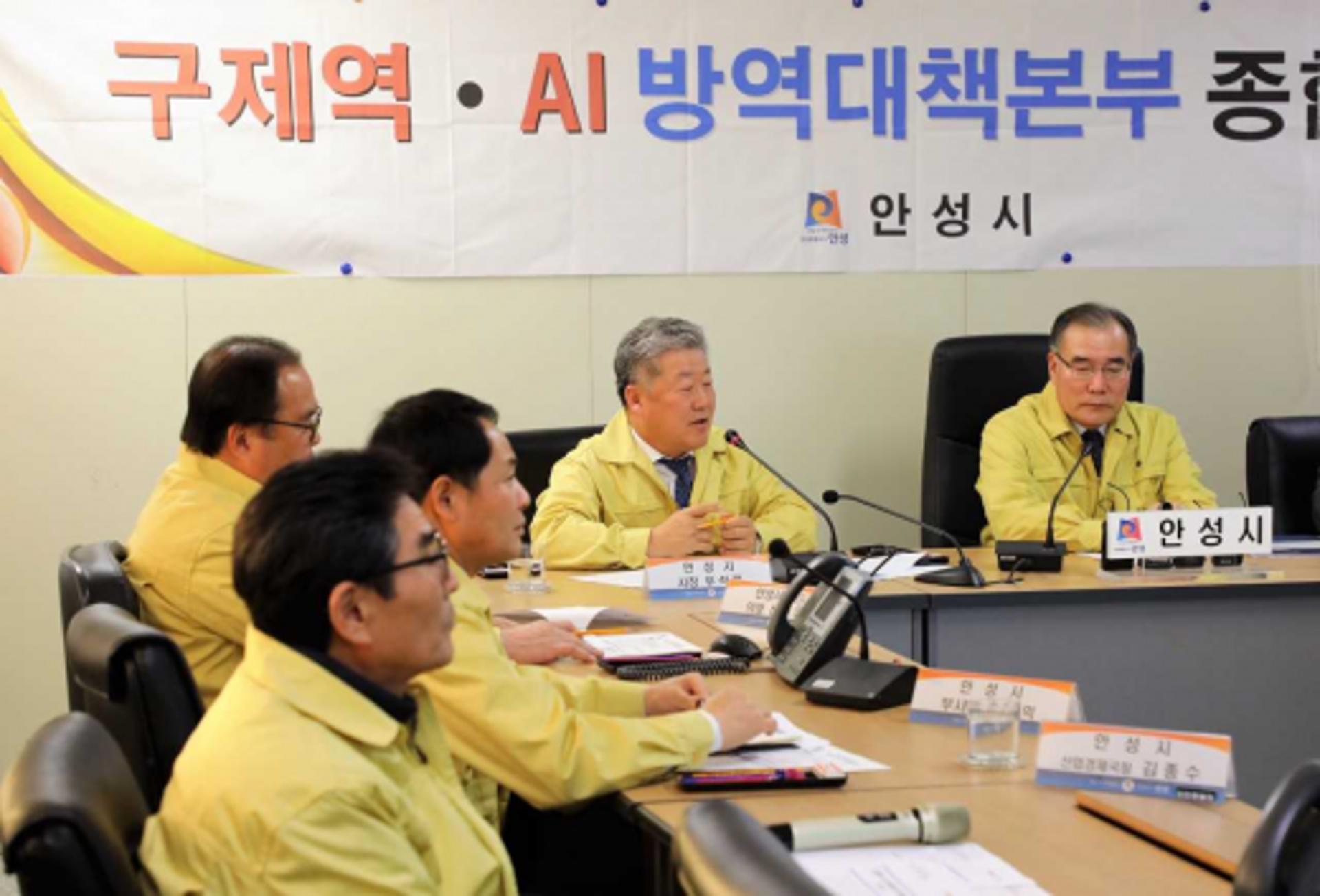 설 연휴 반납 우석제 안성시장 "구제역 방역에 행정력 총동원"