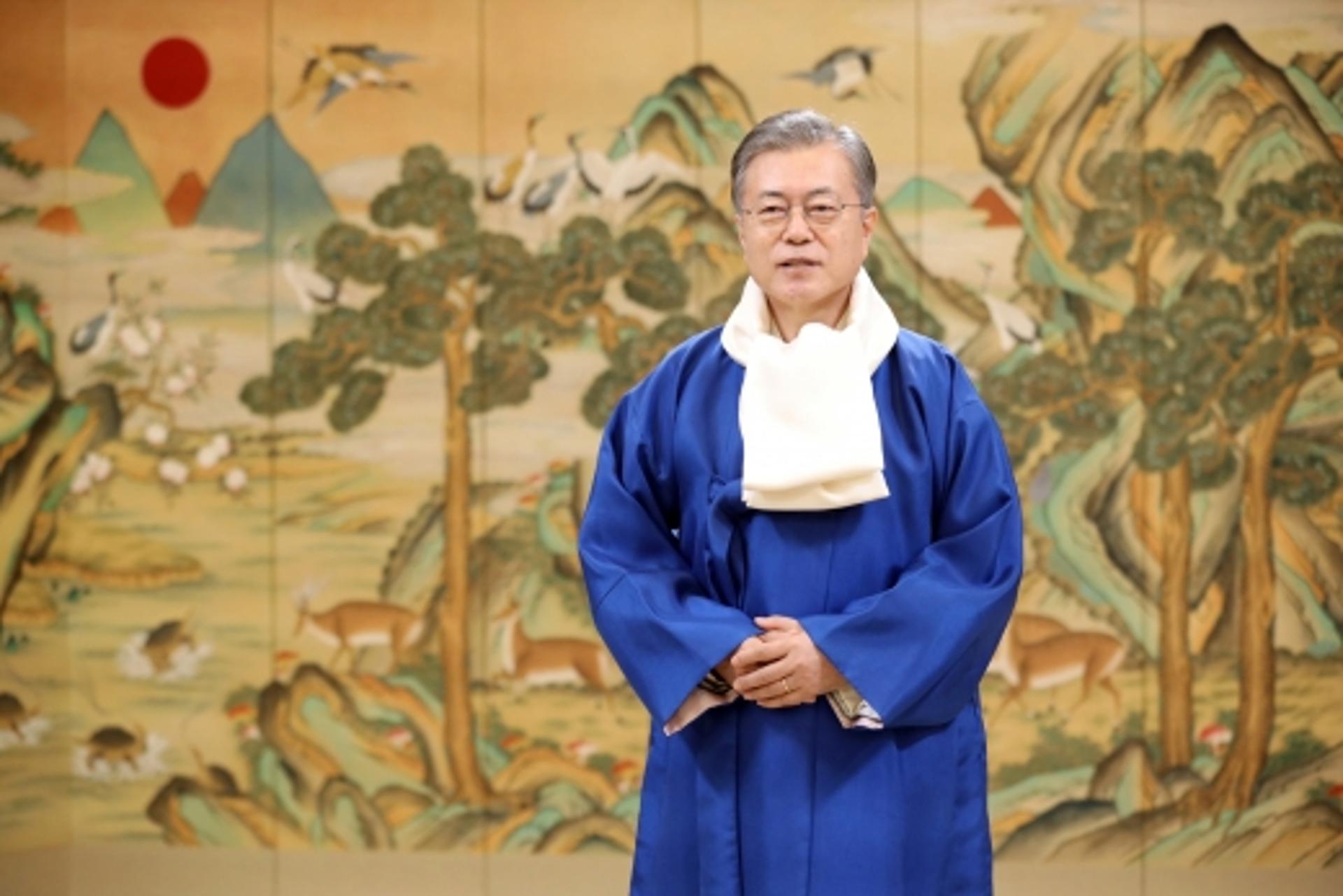 문 대통령 “올 한해 더 행복해지면 좋겠다”… 영상 메시지로 '설 덕담'