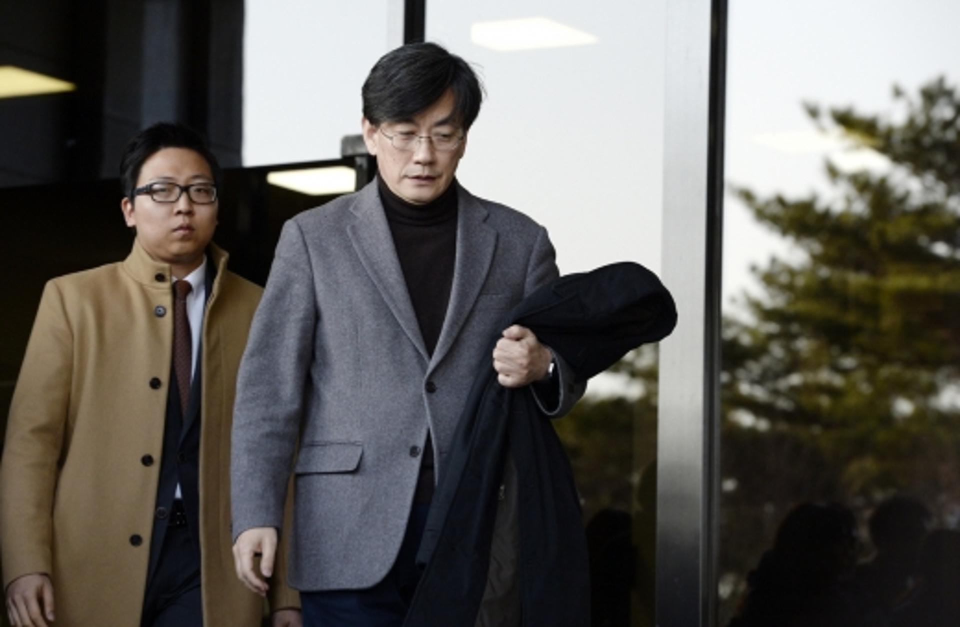 손석희 경찰 출석… 프리랜서 기자 폭행 의혹
