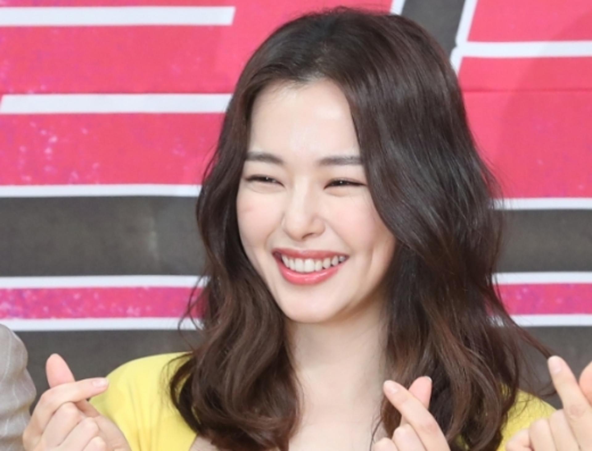 열혈사제 이하늬가 연예계 데뷔한 일화 재조명