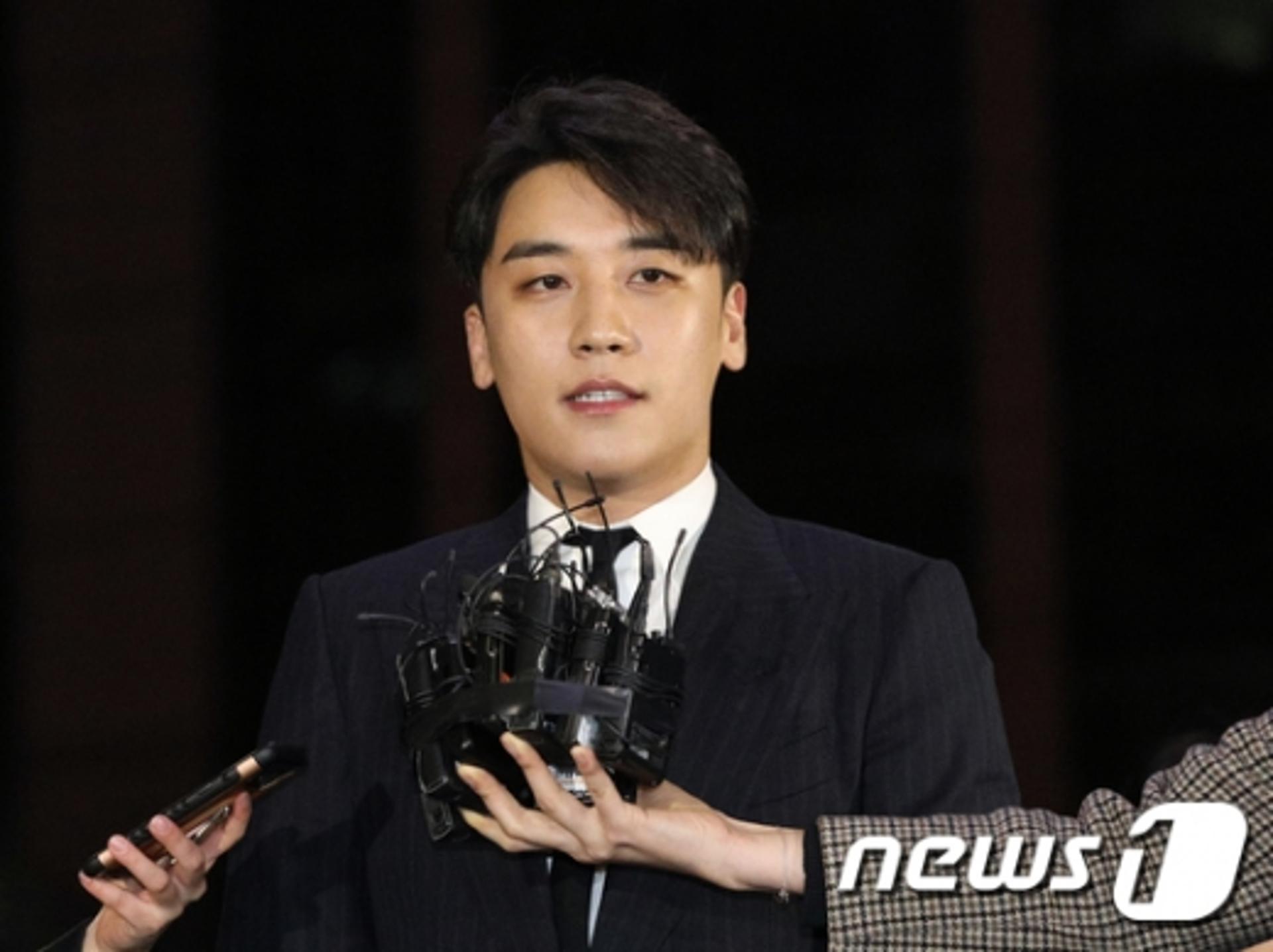 승리, 경찰 출신 변호사 선임한 '속사정'
