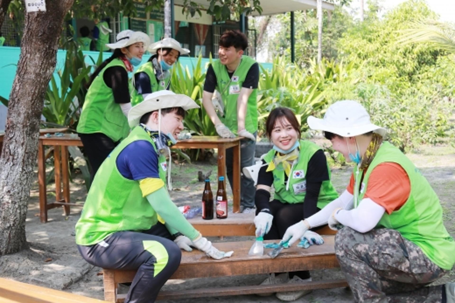 쉼터 짓고 마을시설 보수… 현대건설, 미얀마서 사회봉사