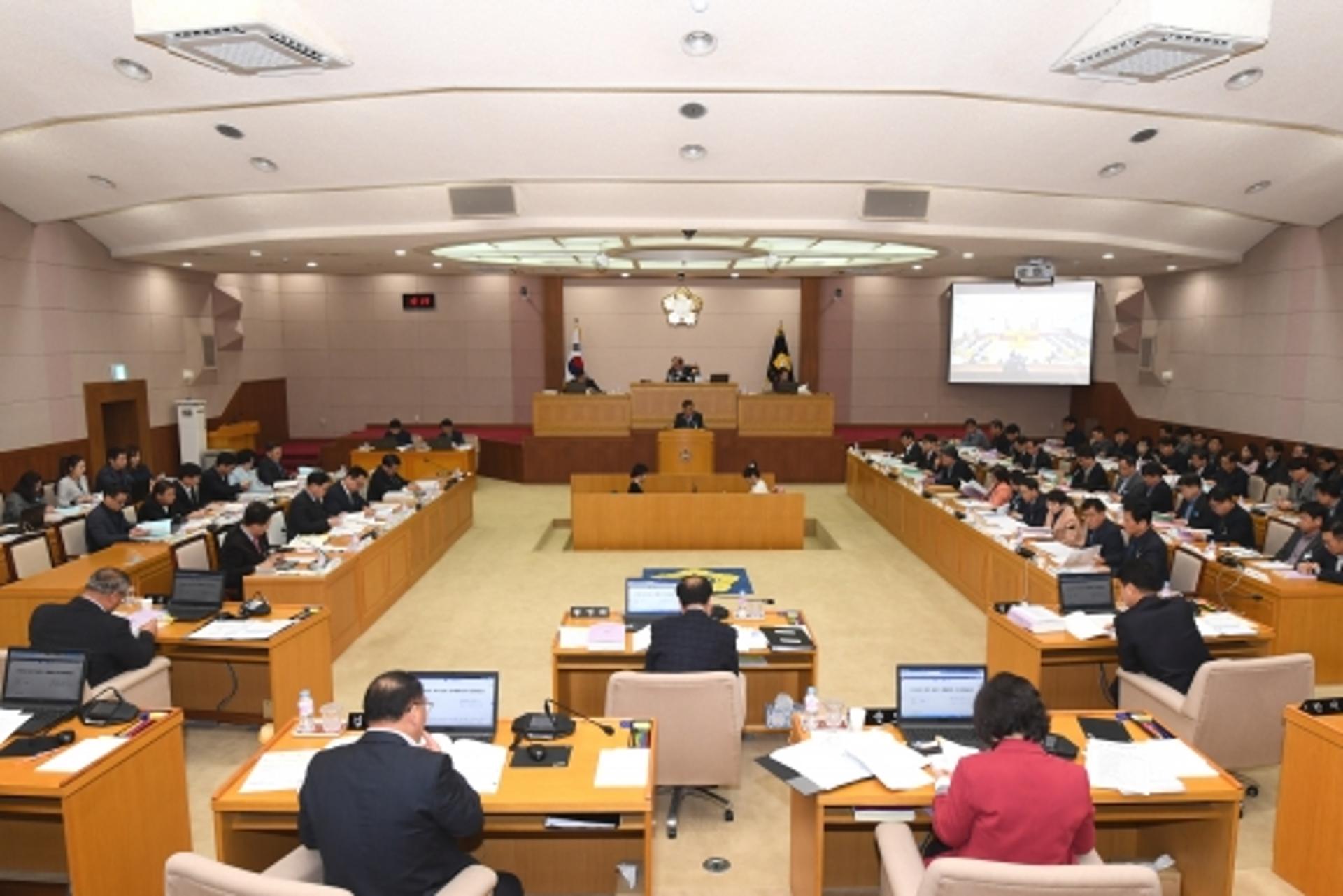 양주시의회, 544억원 규모 제1회 추경예산안 심사