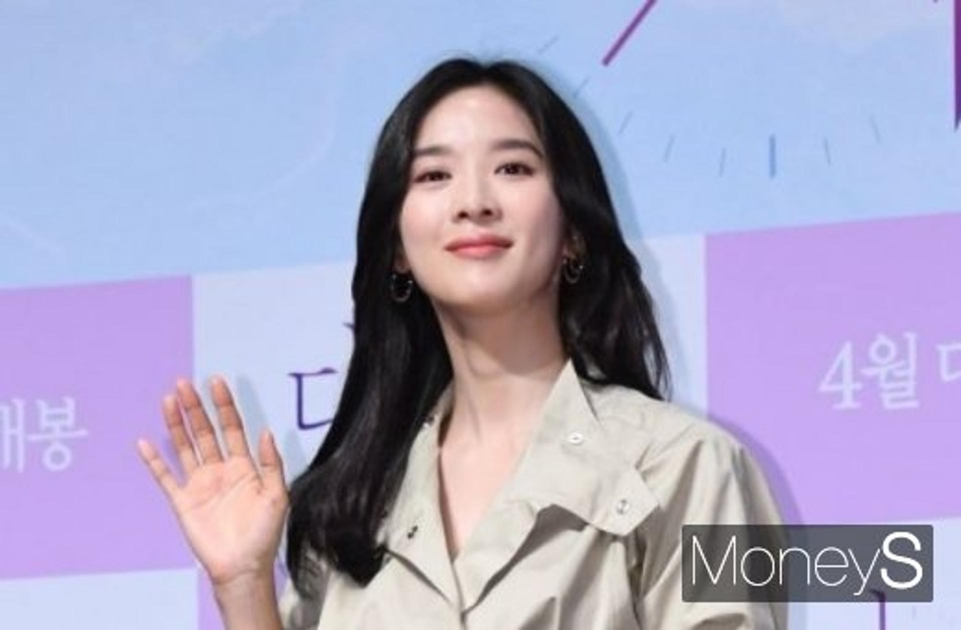 이청아, 매니저 논란 의식?… 의미심장 SNS 글 보니