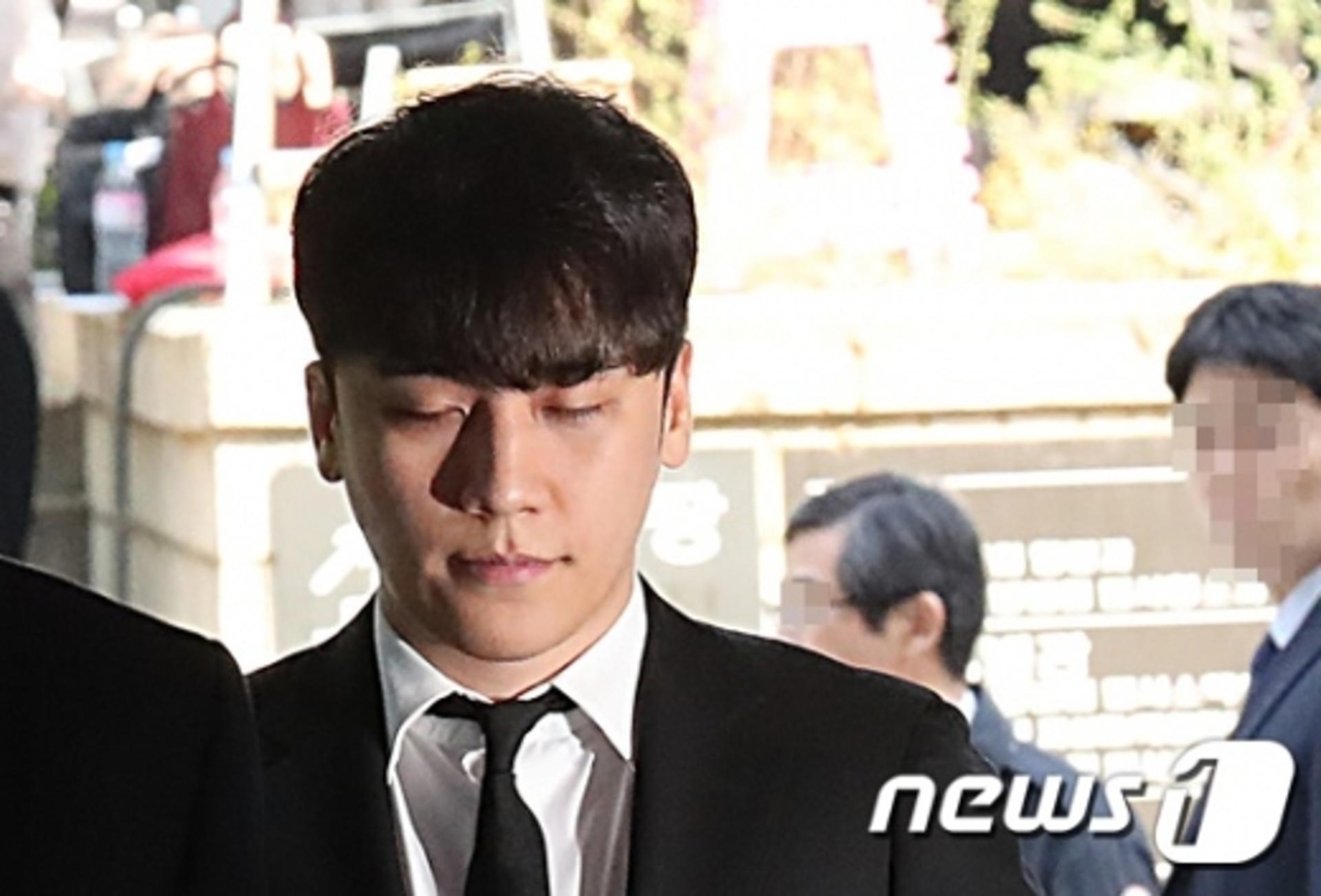 '버닝썬 게이트' 눈 감은 승리 영장심사 출석, 질문엔 '…'