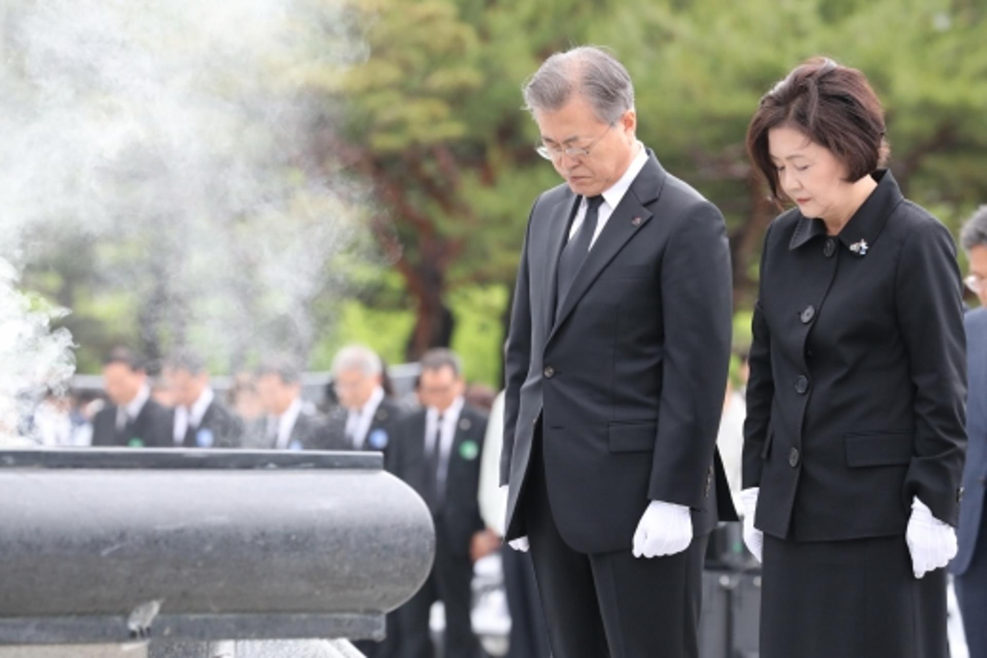 민경욱 “김정숙 여사가 황교안 대표 악수 거부했다”