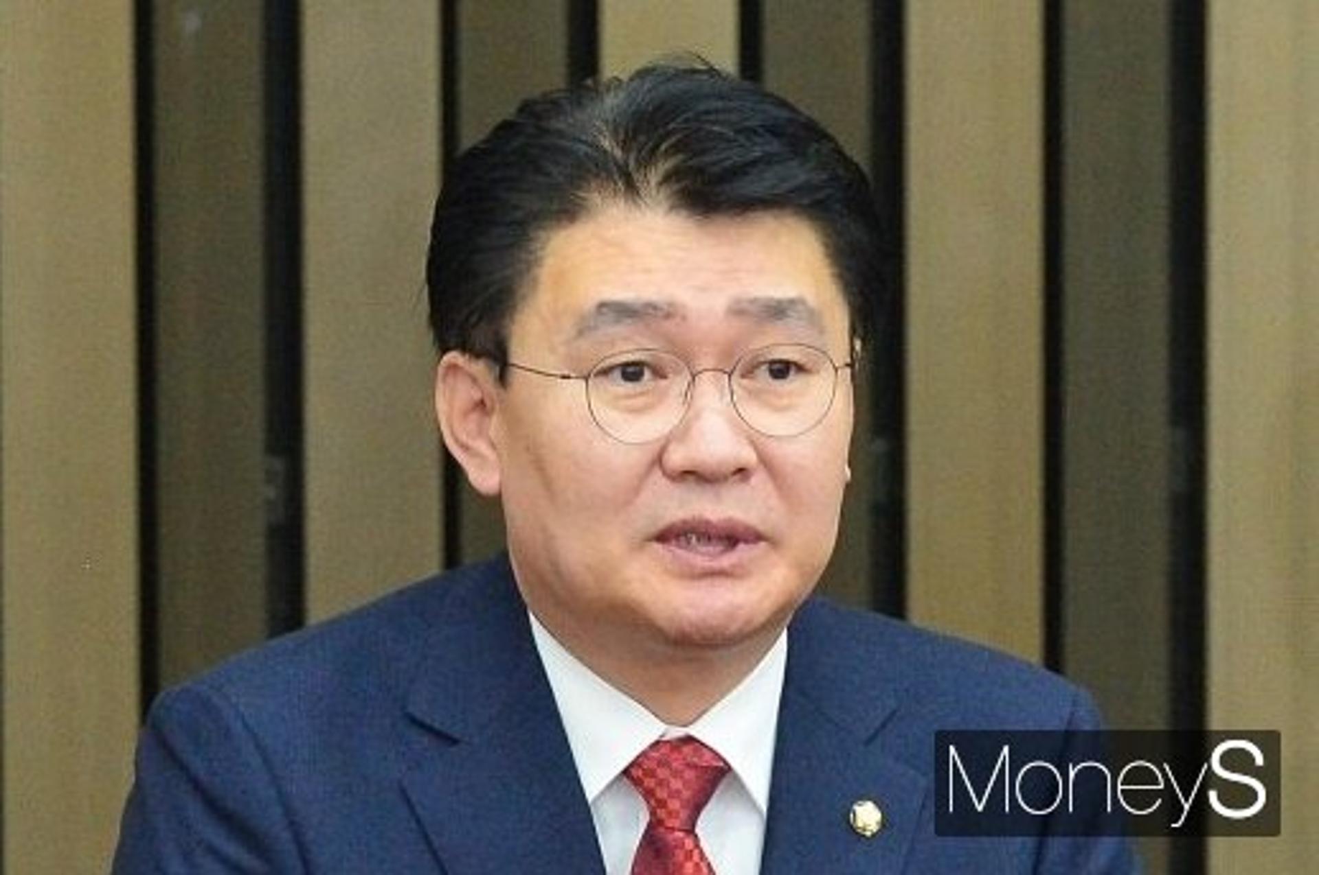 정용기 국회의원 발언, 한국당 '술렁'… "김정은, 문 대통령보다 낫다"