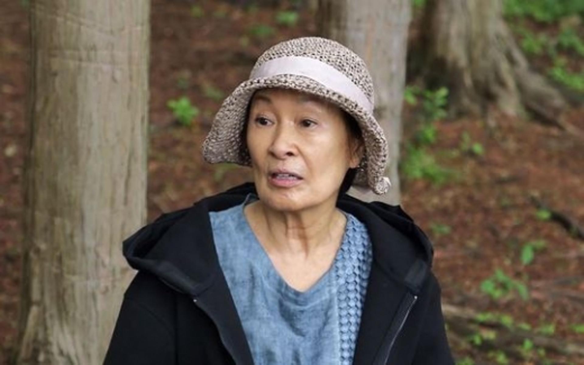 김혜자 루머해명, "담배·영정사진 이야기 황당할 뿐"
