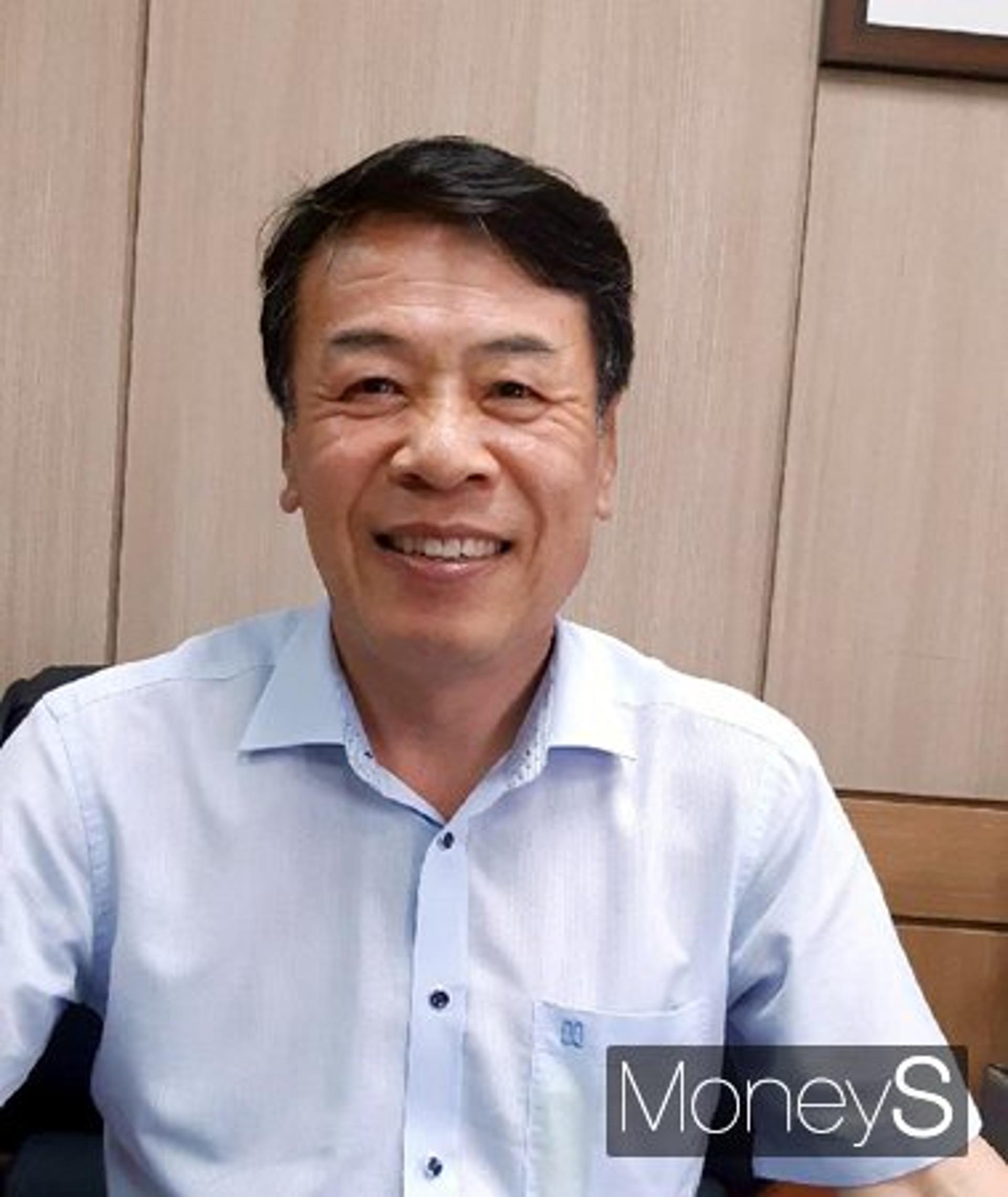 [이사람] '야생 쑥' 김평훈 신임 전남도교육청 행정국장, "혁신전남교육 실현에 앞장"