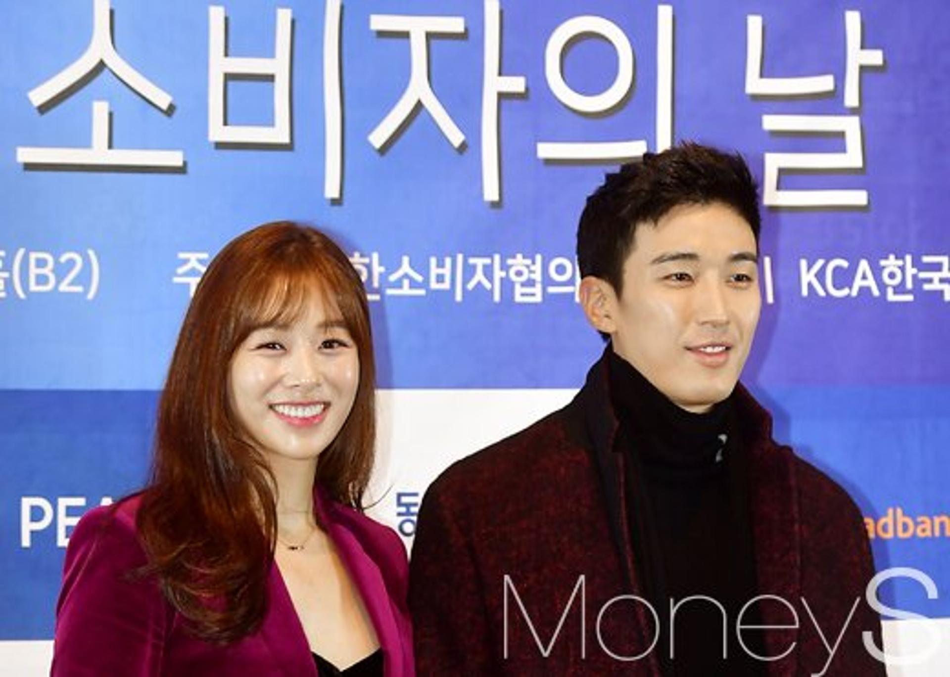 강경준♥장신영 임신 "두 아이 부모된다"