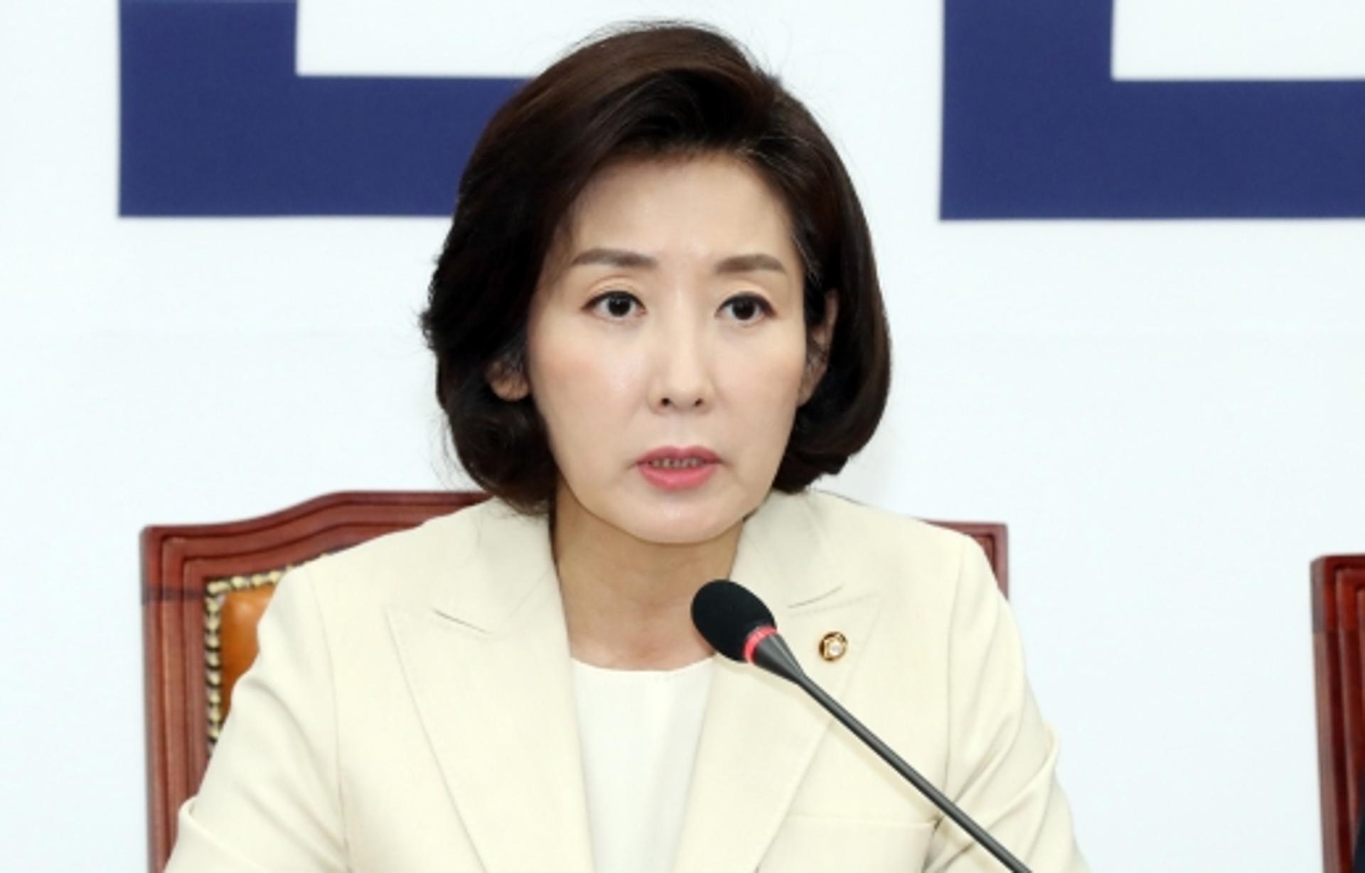 나경원 “청와대, 안보 스톡홀름증후군 빠졌다”