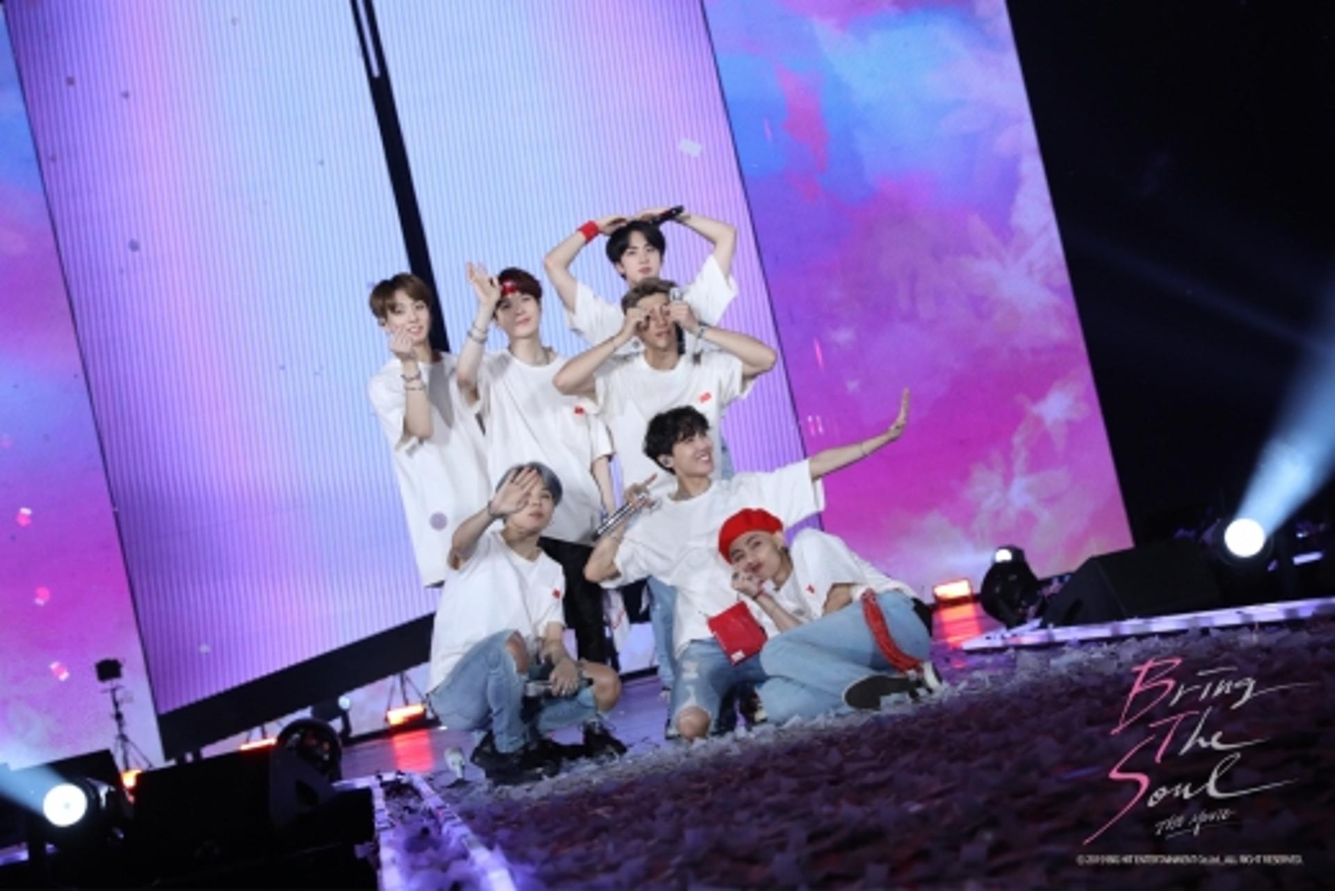 영화도 접수한 방탄소년단… ‘브링 더 소울: 더 무비’ 예매율 1위