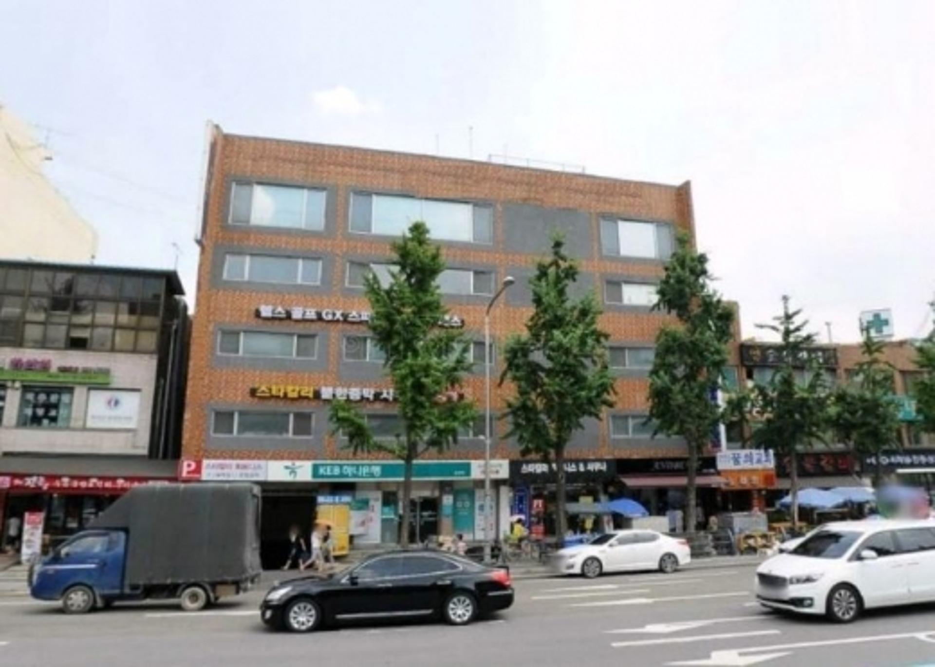 명지학원 소유 홍제동 빌딩 경매행… 감정가 189억, 채권총액 92억