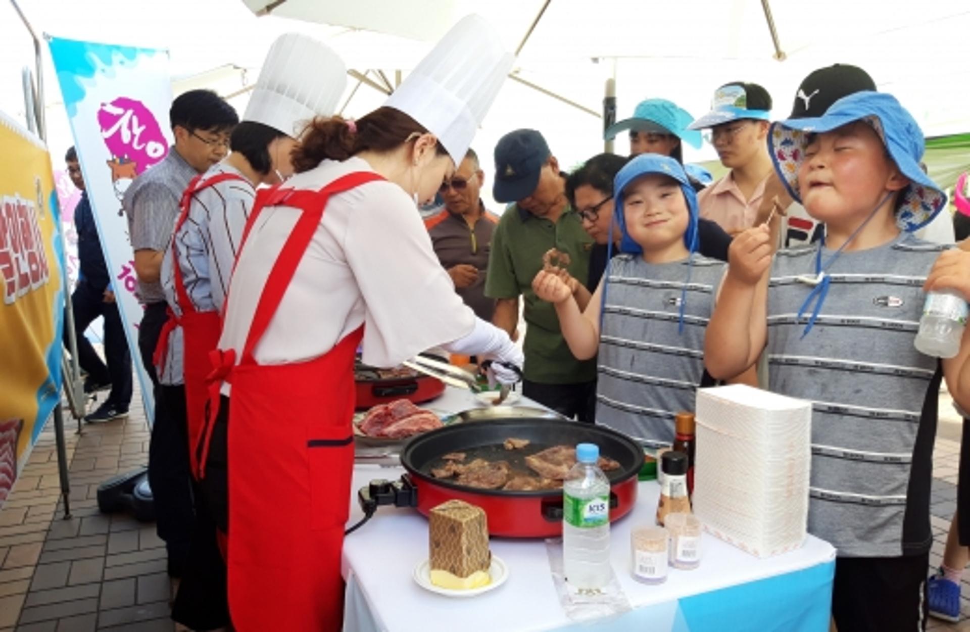 전남농협, 제1회 섬의 날 기념 '한우고기 나눔' 행사