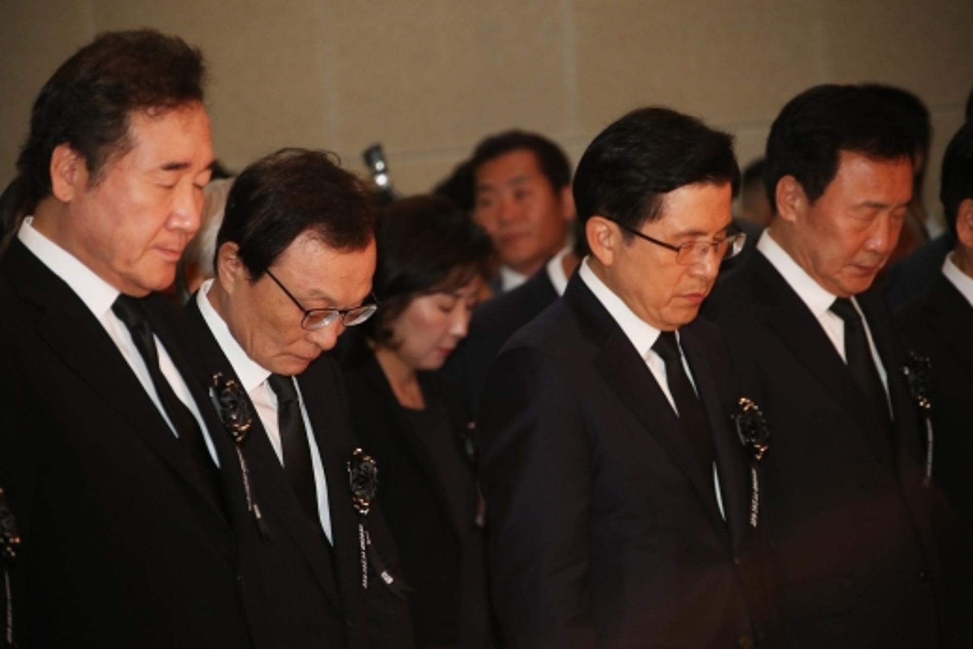 [김대중 서거 10주기] 이낙연 “위대한 민주주의 역사이자 영원한 스승”