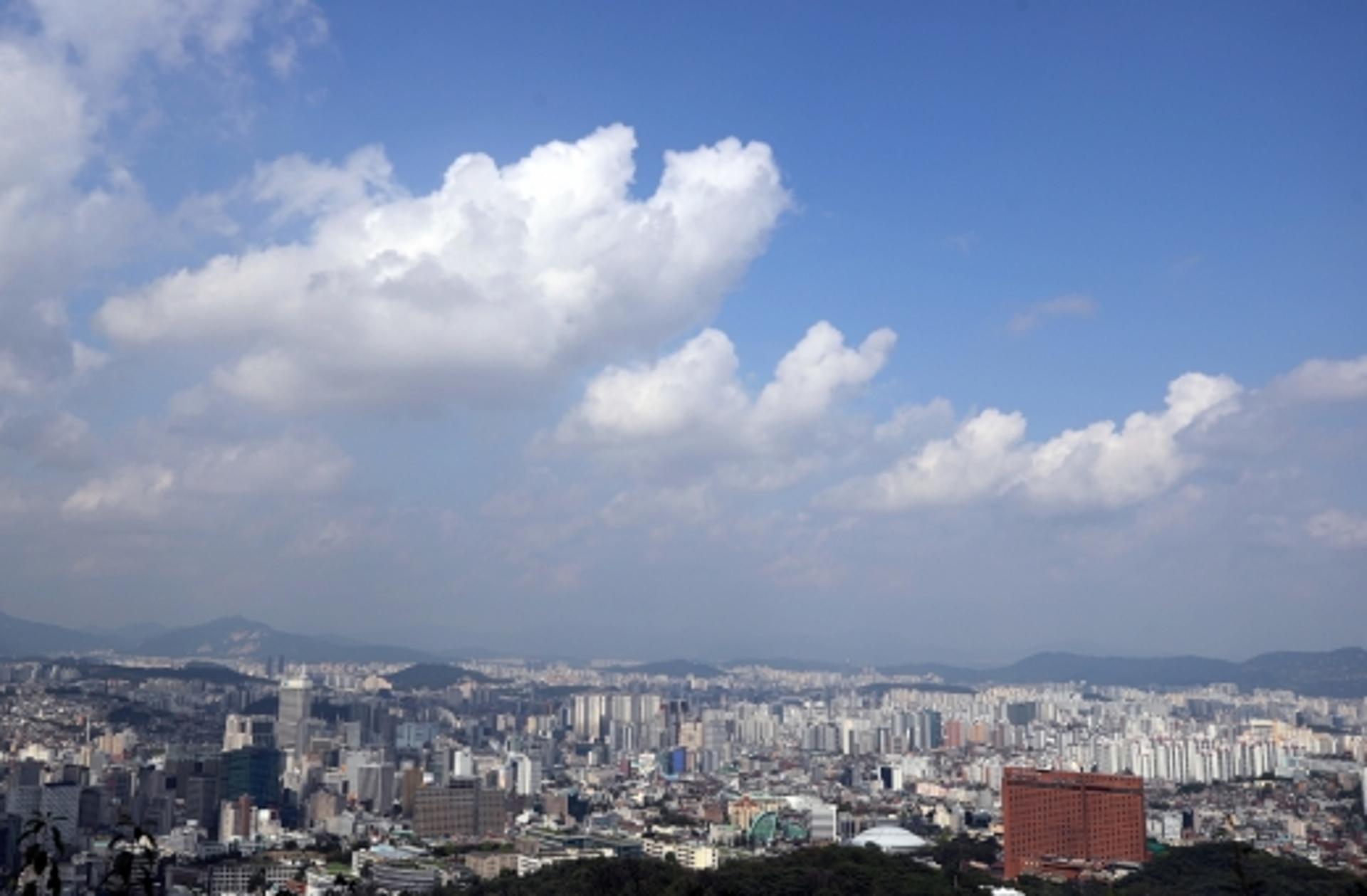 [내일 날씨] 전국 대체로 맑음… 동해안은 오후 빗방울