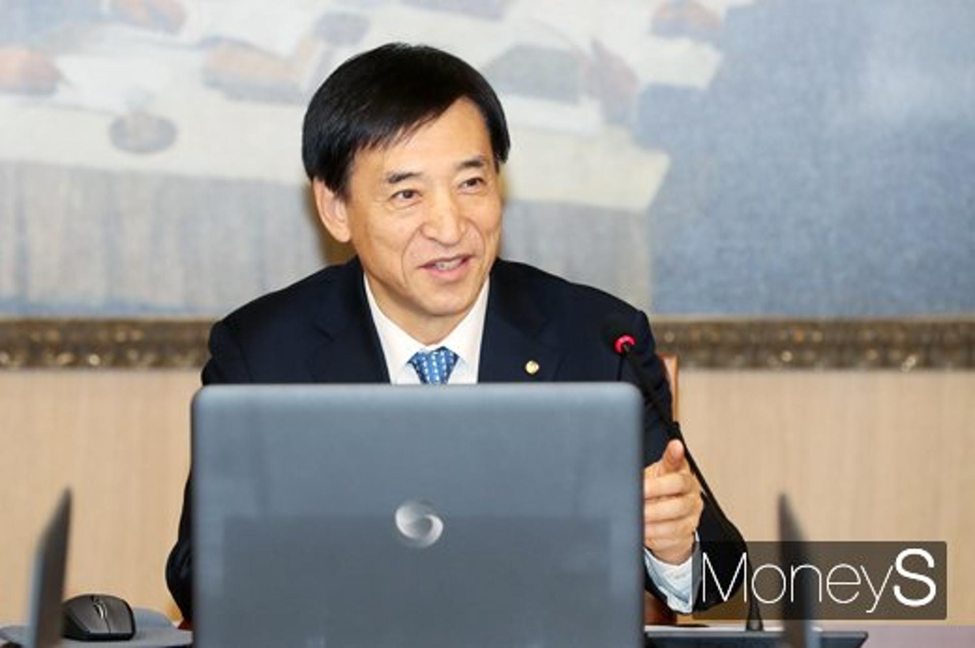 한은, 기준금리 연 1.50% 동결… "연달아 인하하기 부담"