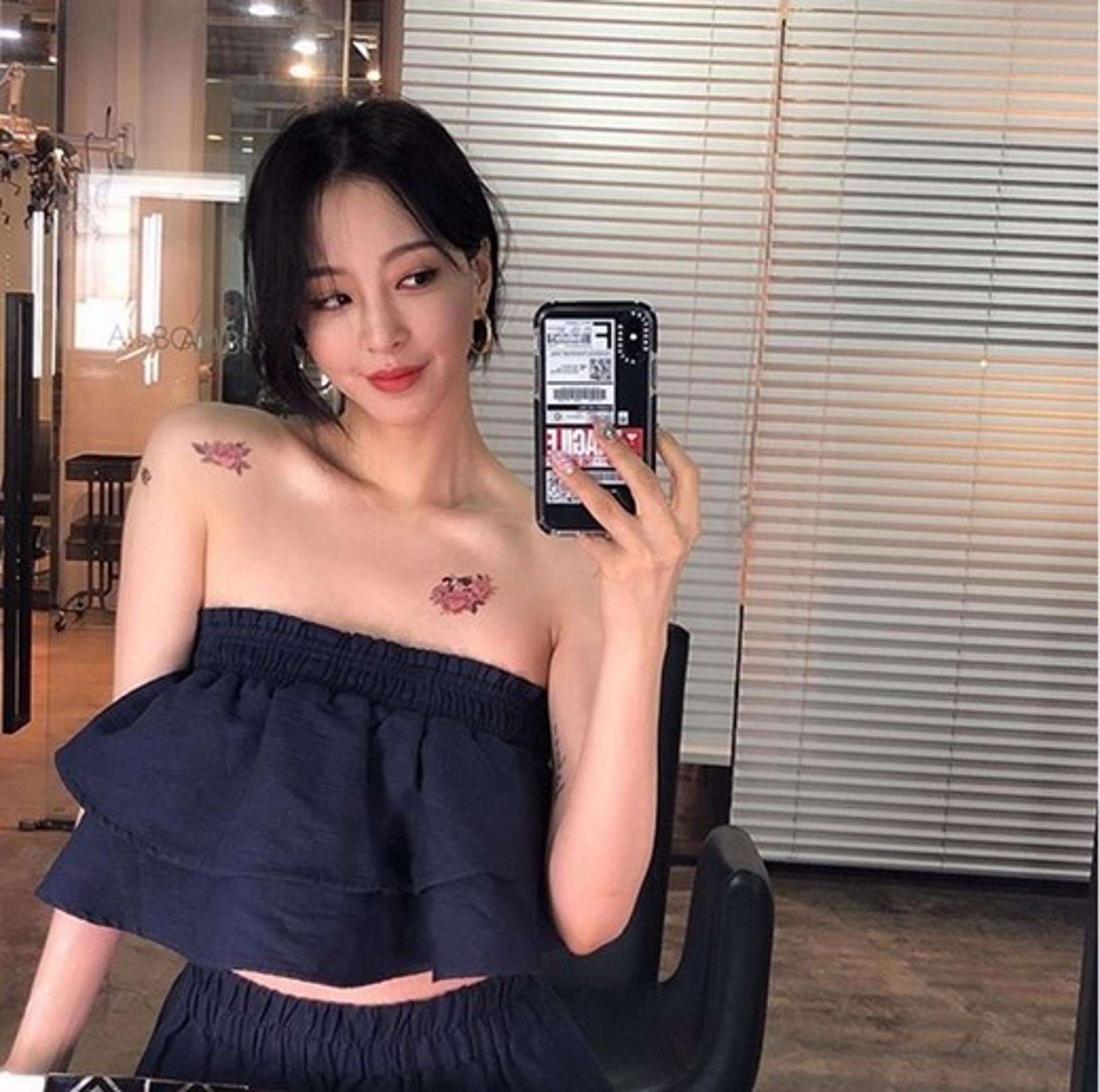 한예슬 타투로 뽐낸 섹시美 "치명적인 매력"