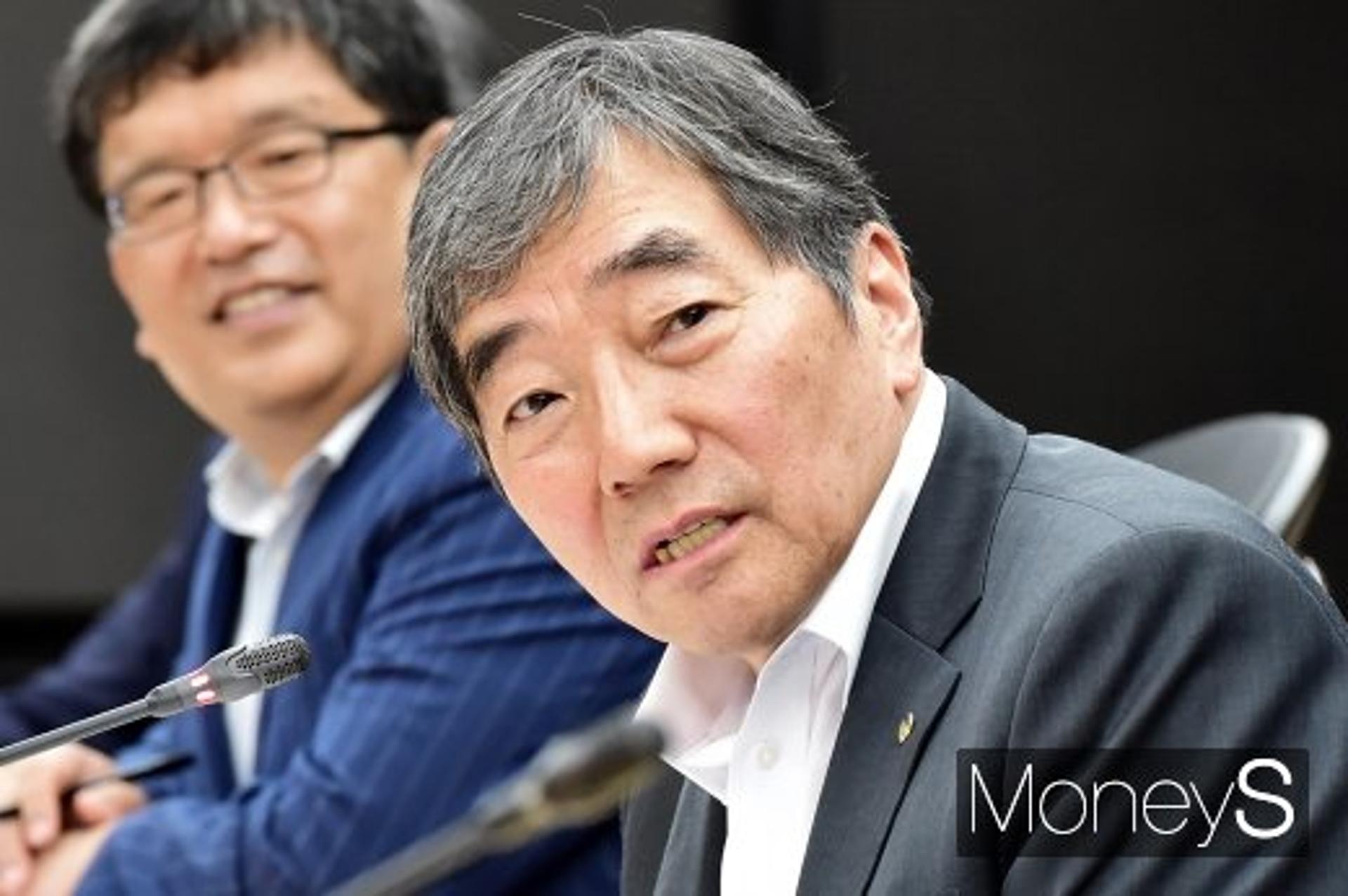 윤석헌 금감원장 "금융혁신 위해 감독 패러다임 전환"