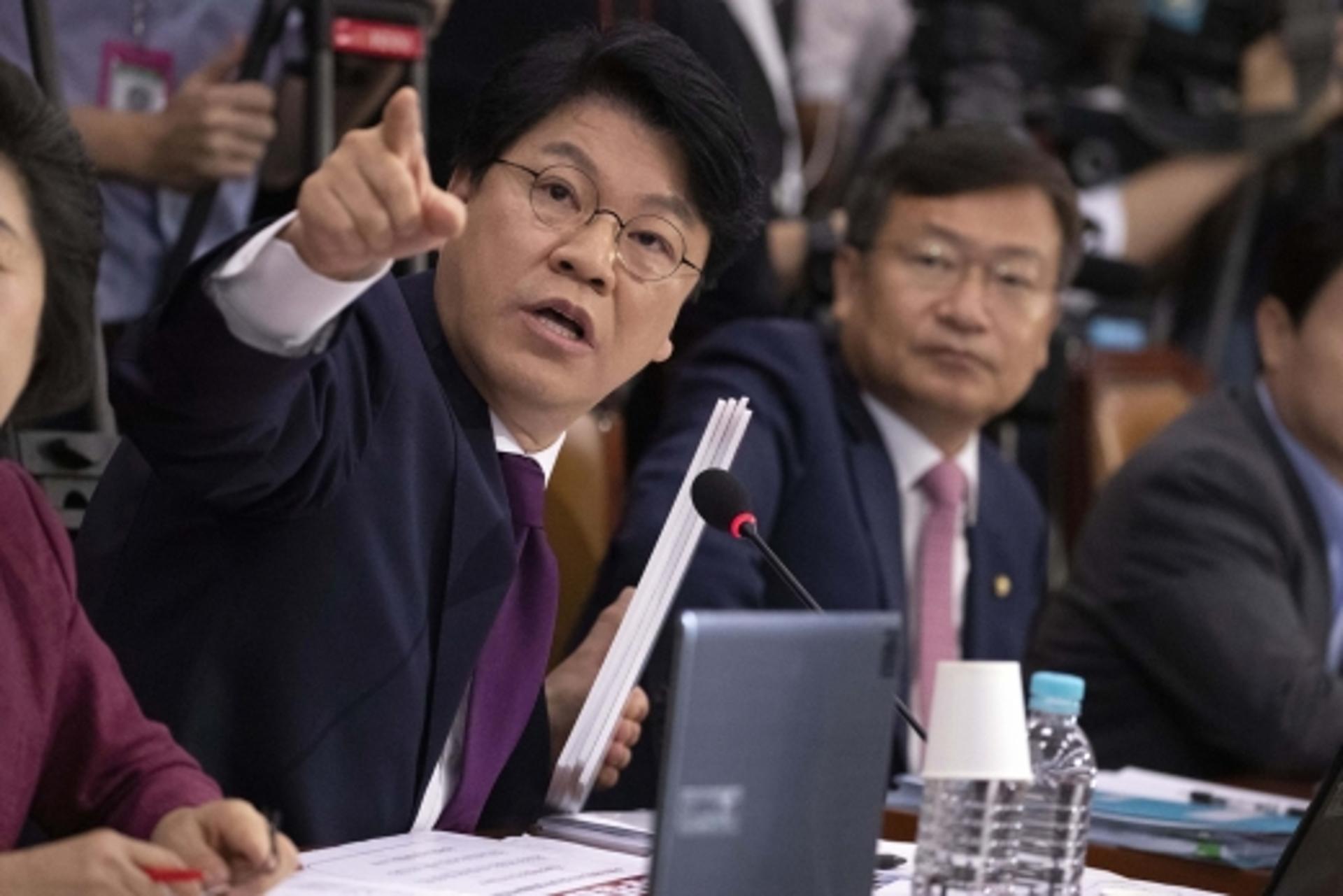 음주운전 장제원 아들 노엘, 운전자 ‘바꿔치기’ 했나… 경찰, 휴대전화 분석