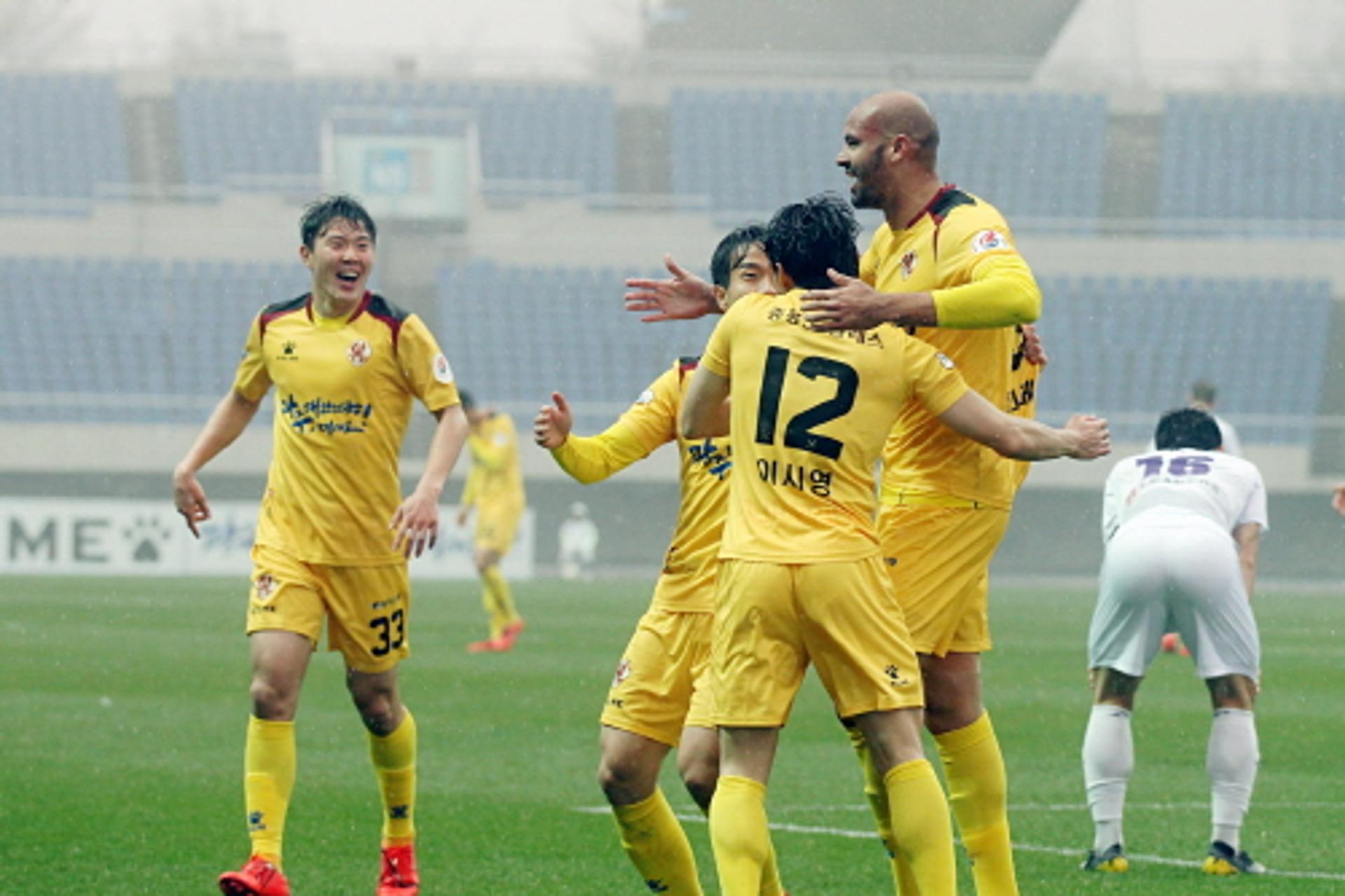 '안방불패' 광주FC, 안양 상대로 복수혈전 펼친다