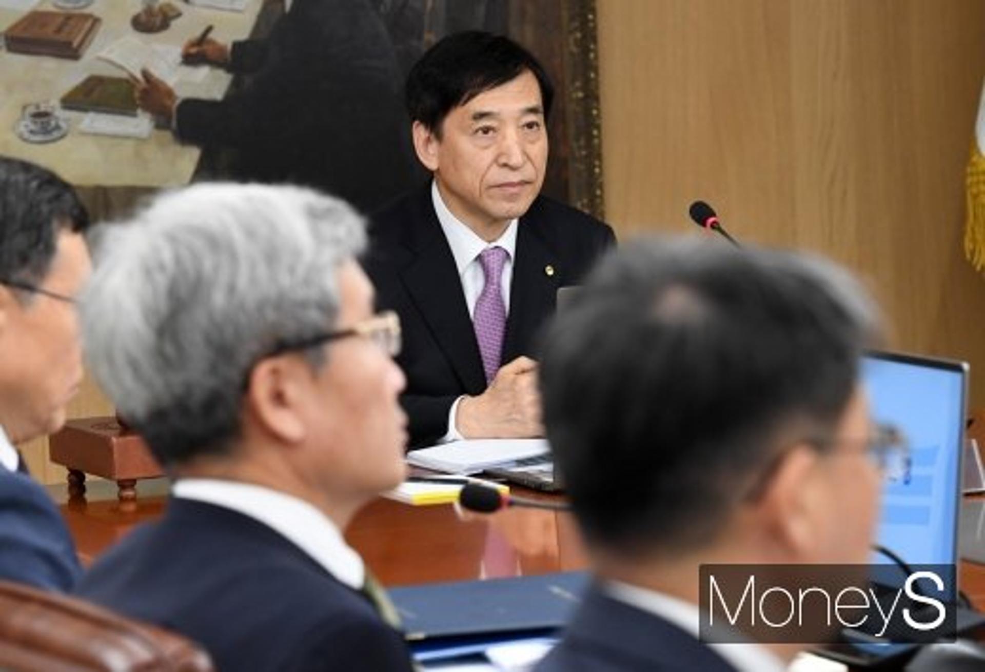 한국은행 “올해 성장률 2.2% 하회… 기준금리 추가인하 여력"