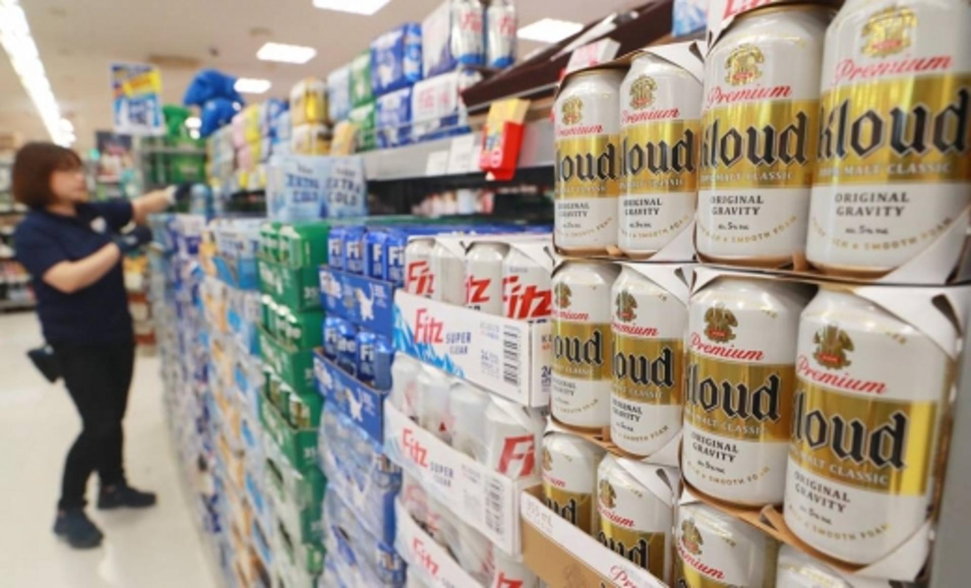 9월 생산자물가 0.7% 하락… 짙어지는 저물가 그림자