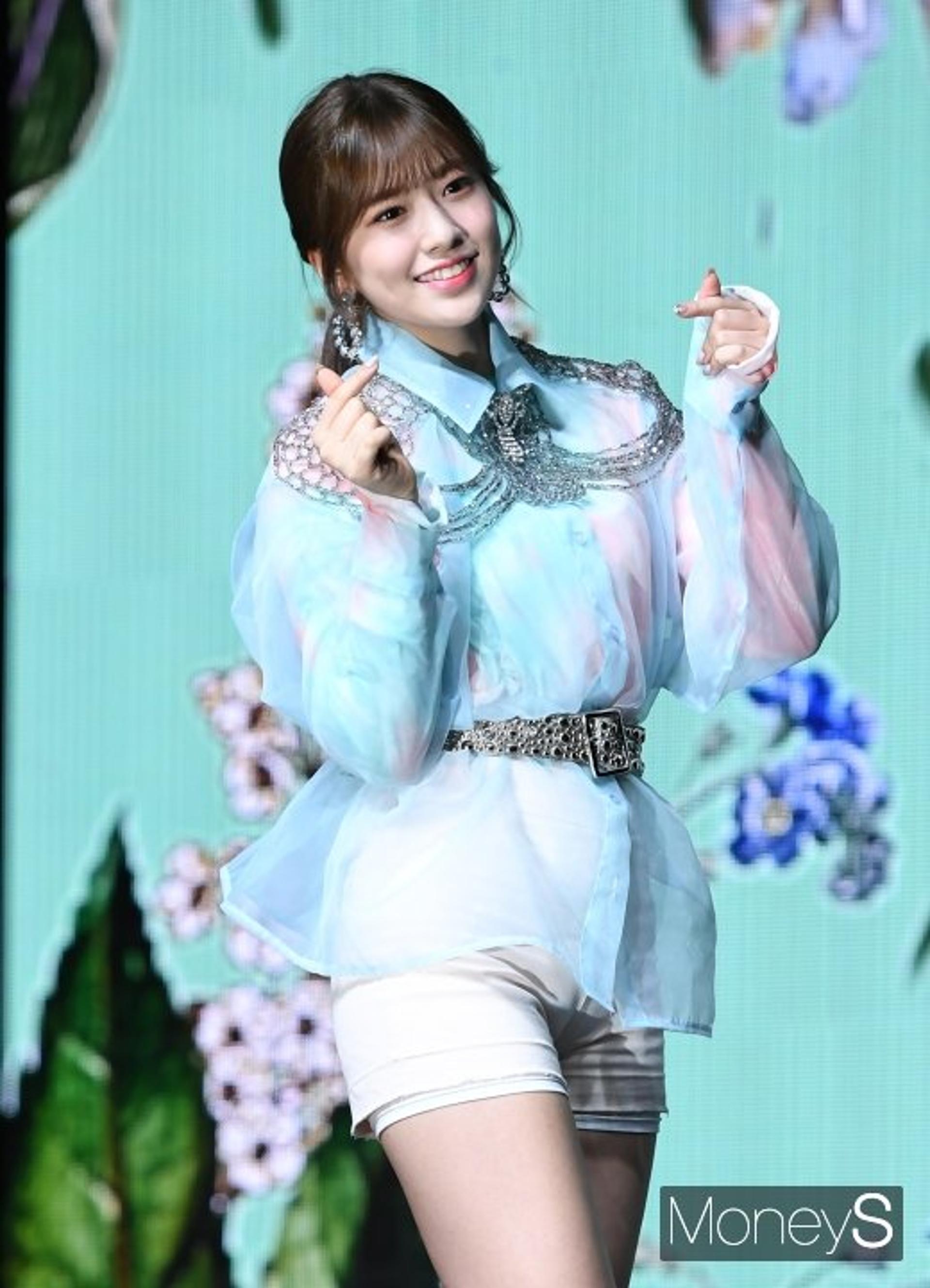 안유진 고교자퇴, 아이즈원 측 "신중히 결정, 홈스쿨링 대체"