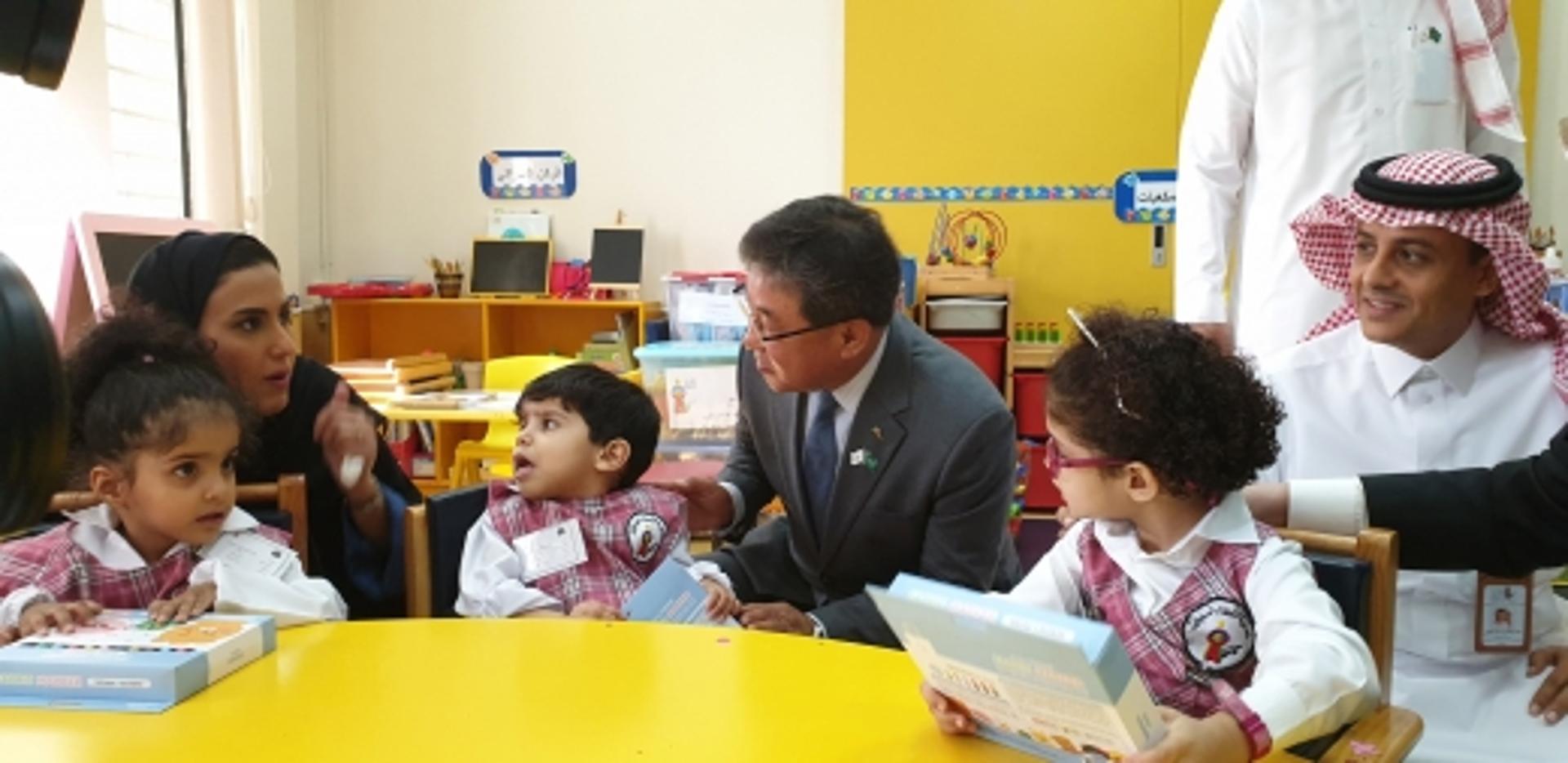 포스코건설, 사우디 리야드 지역 장애아동에 재활기구 기증