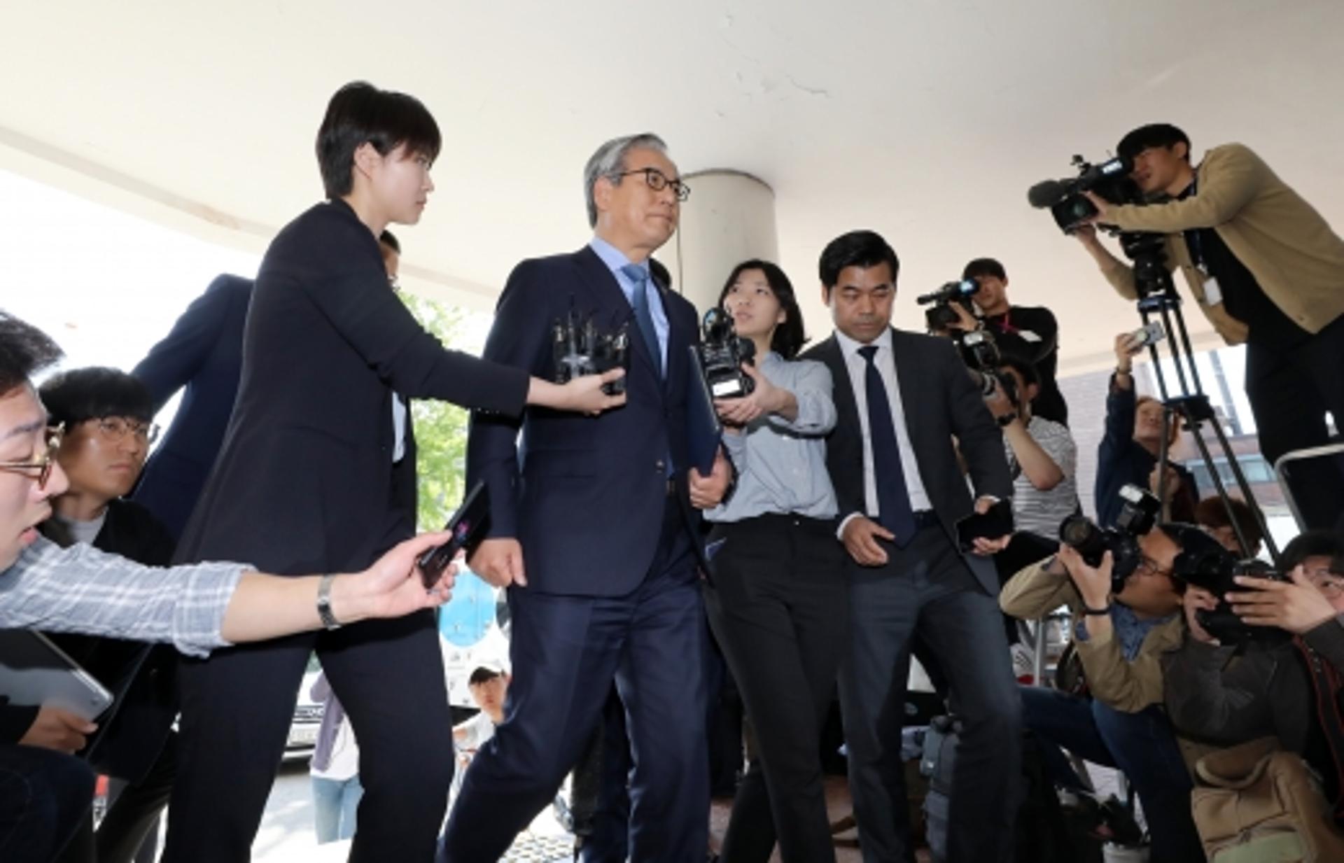 김효준 BMW코리아 회장 기소의견 송치… ”결함 알고도 은폐”