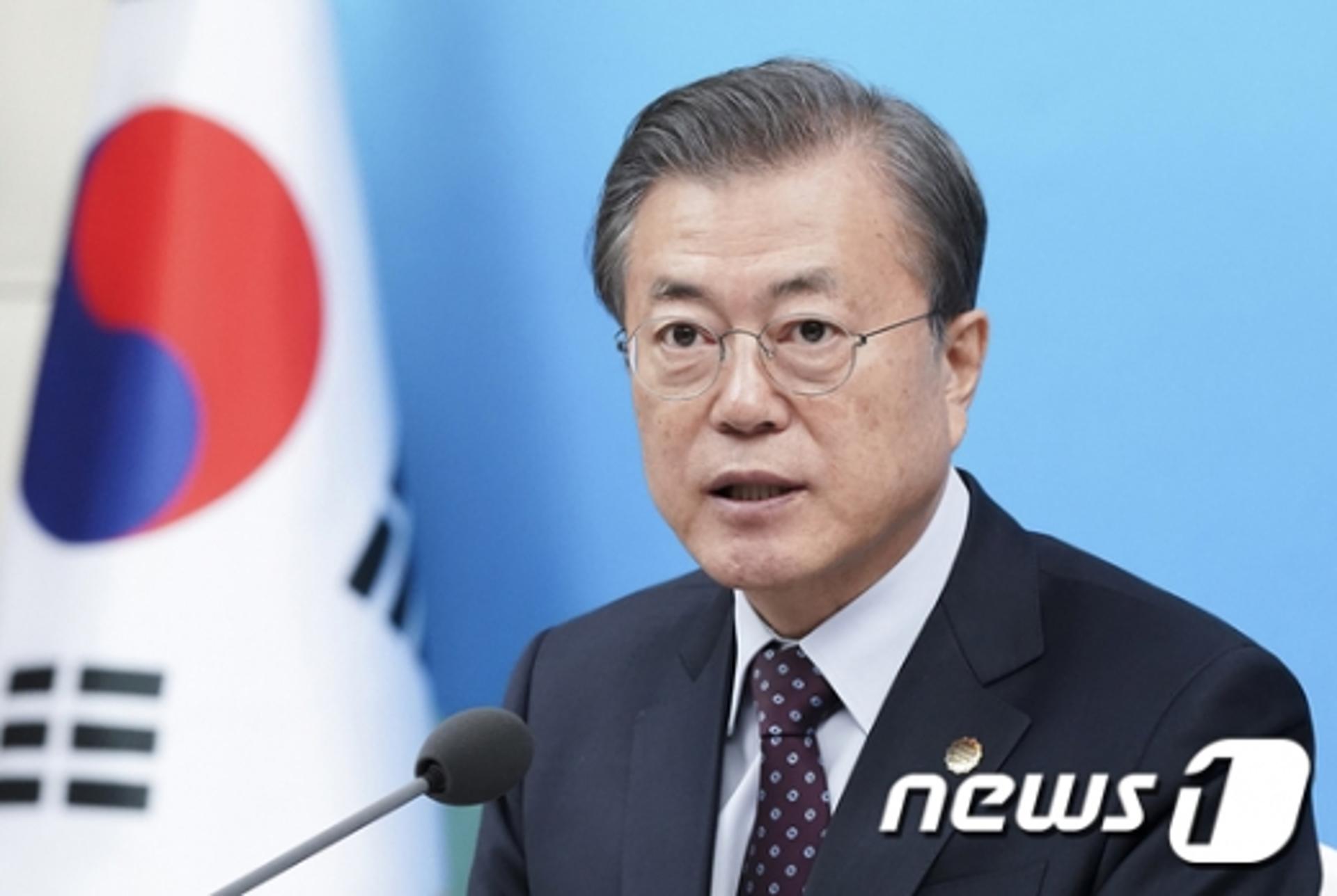 문 대통령 "지소미아 문제 잘 정리됐다"
