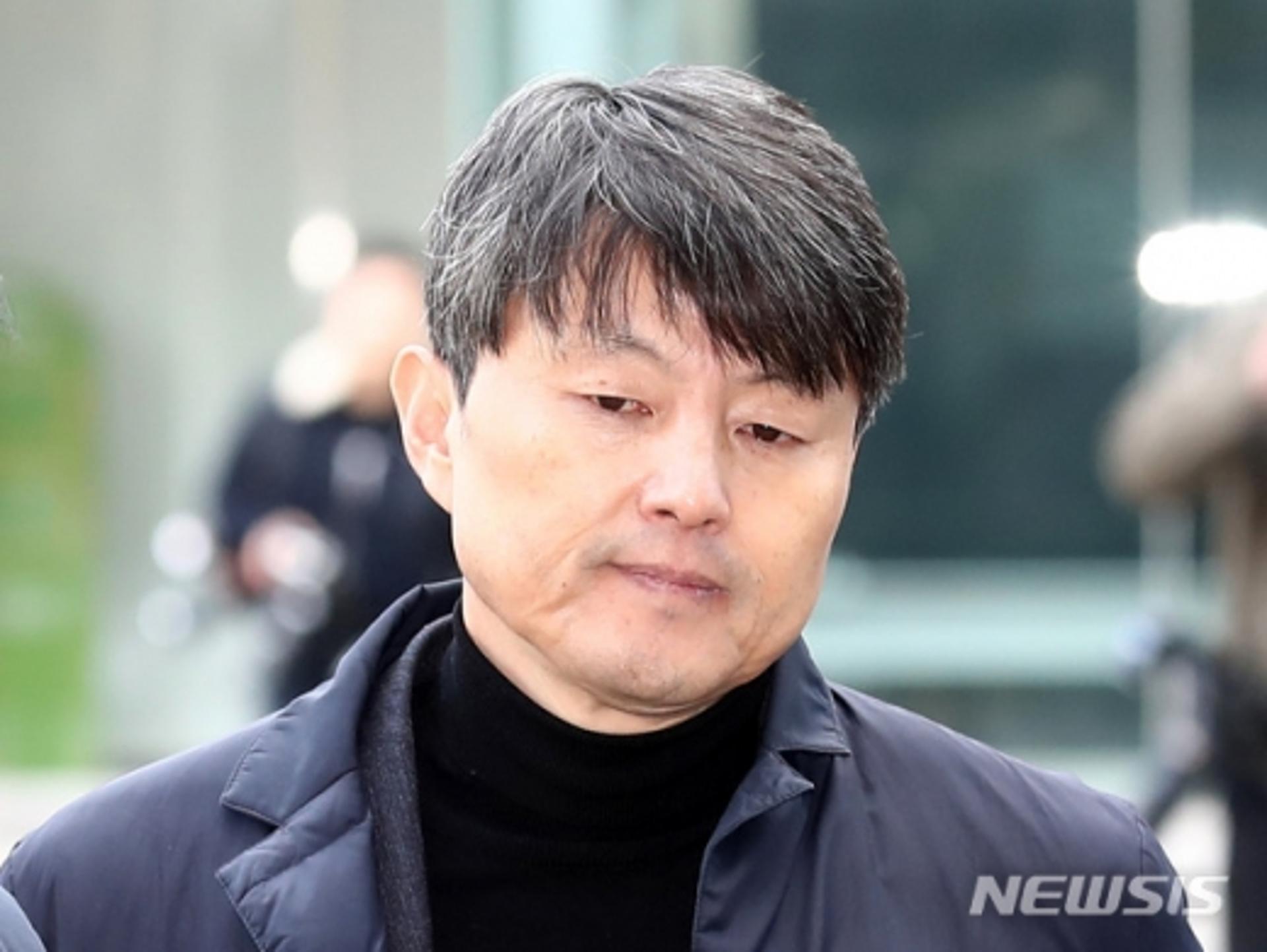 '뇌물수수' 유재수 구속, 윗선 수사 속도낼까(종합)