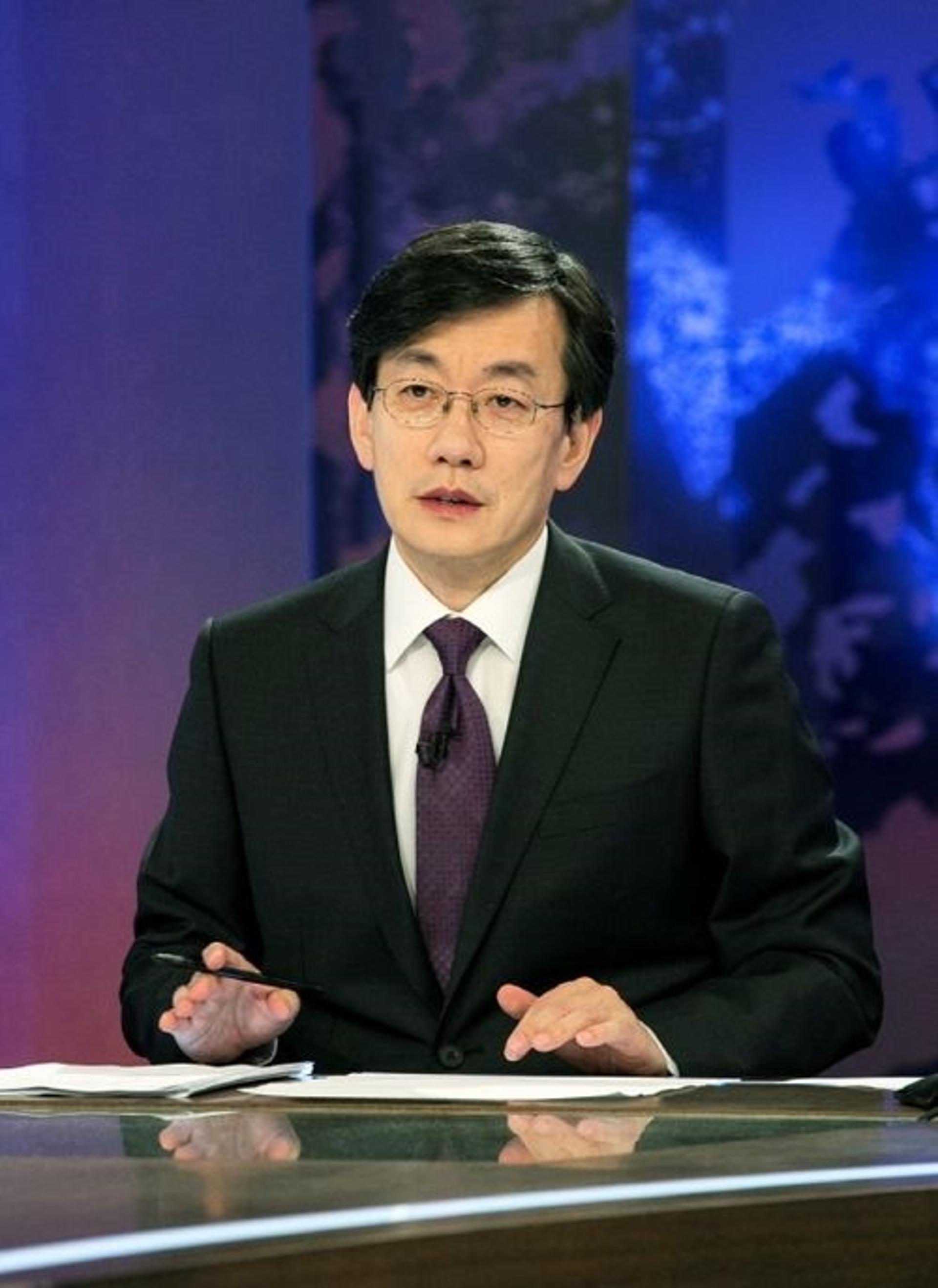 '뉴스룸' 손석희 하차→서복현 기자, 반발 거세 "배경 설명하라"