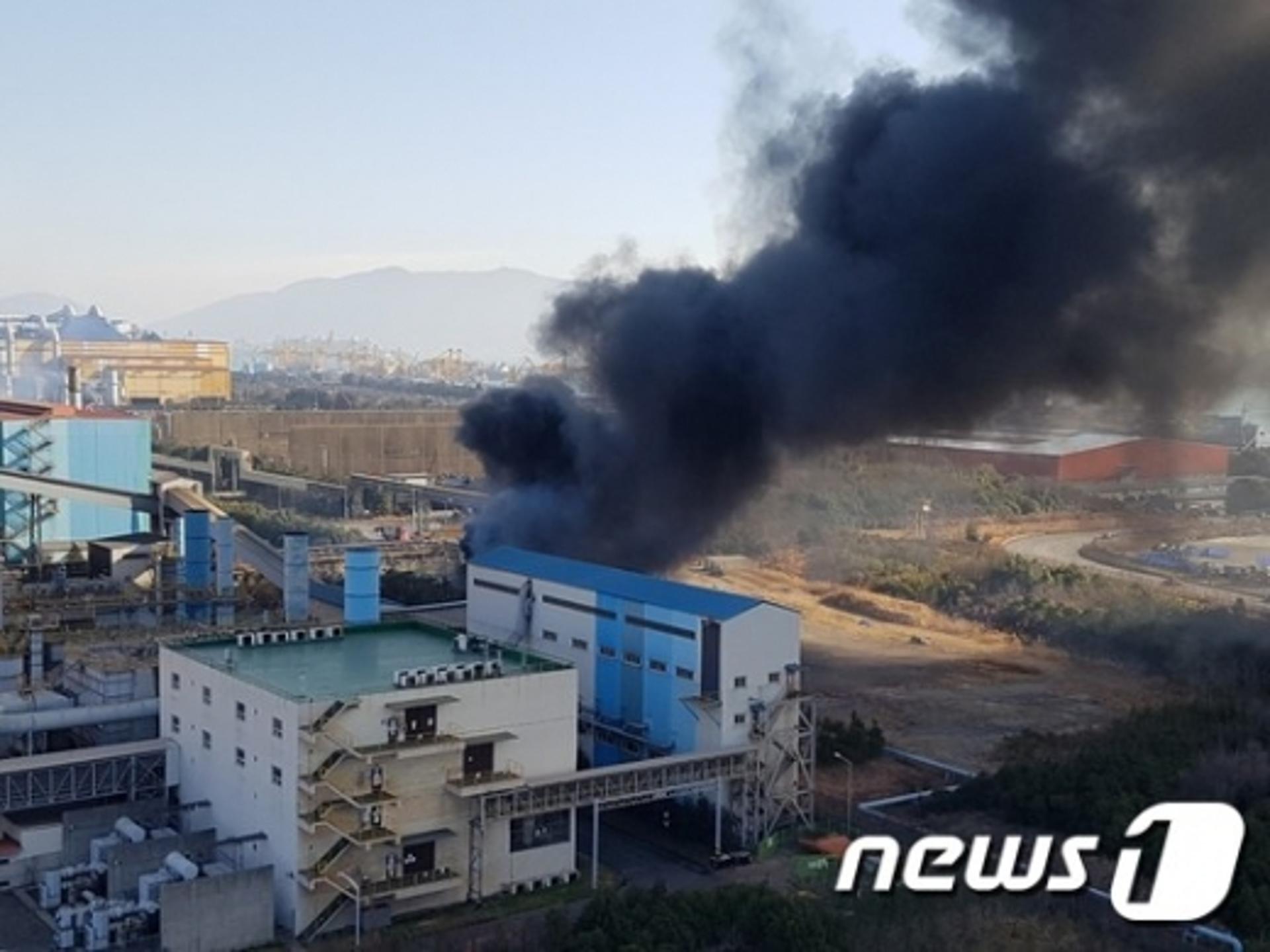 포스코 광양제철소 폭발사고…5명 중경상(상보)