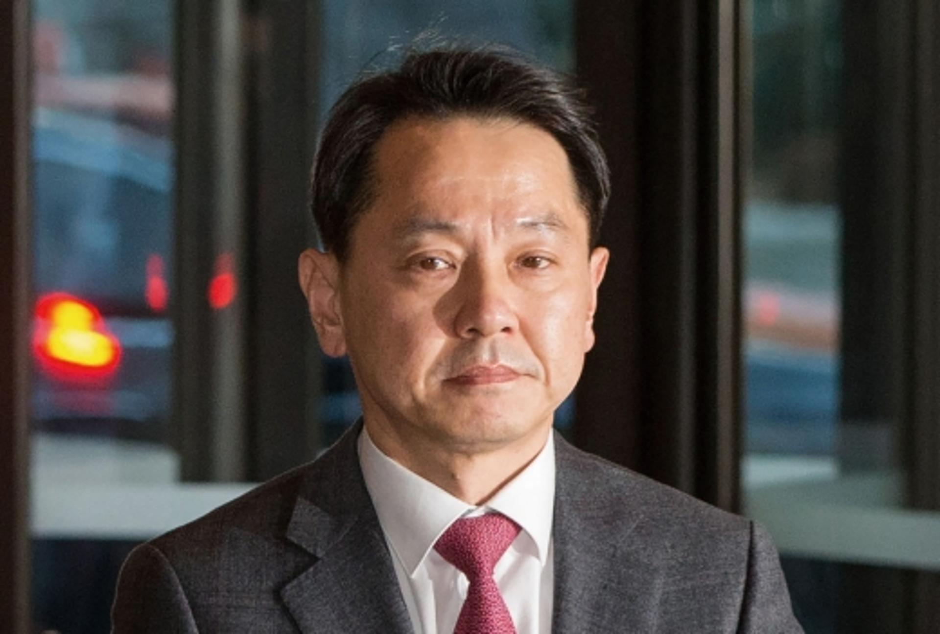 [CEO] 최장수 CEO, 불명예 퇴진할까