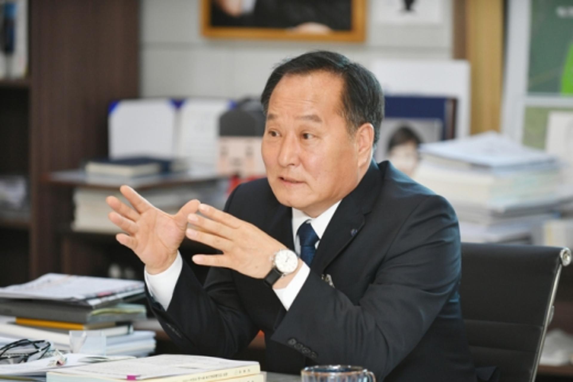 [신년사] 정동균 양평군수, "우보천리… 희망의 씨앗 싹 틔울 것"