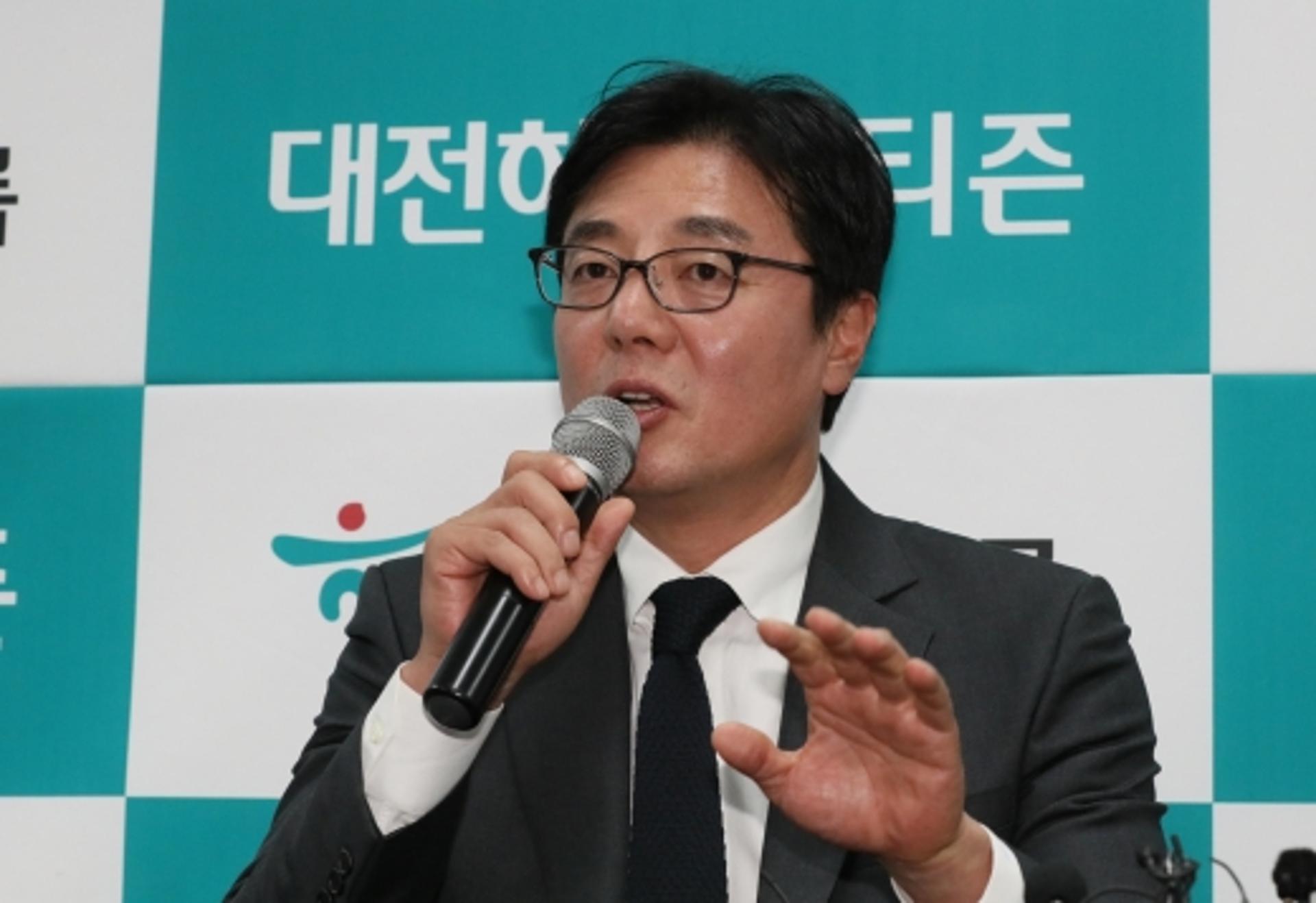 황새 황선홍, 대전하나시티즌서 비상 준비… “축구특별시 명성 되찾을 것”